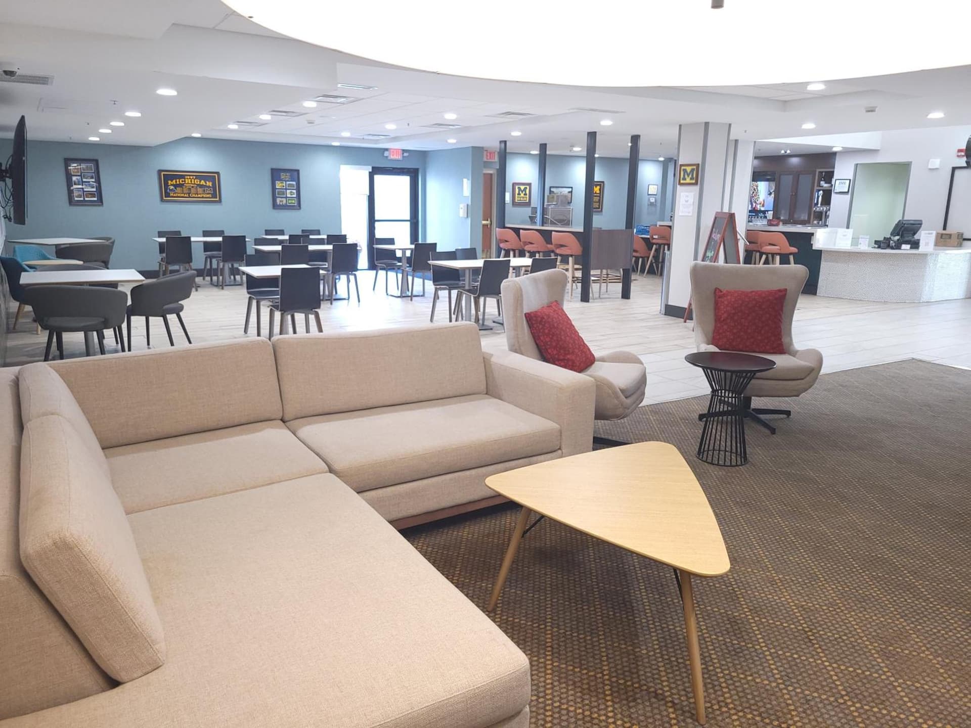Holiday Inn Hotel & Suites Ann Arbor University of Michigan Area by IHG gallery photo in Ann Arbor, MI — image 43