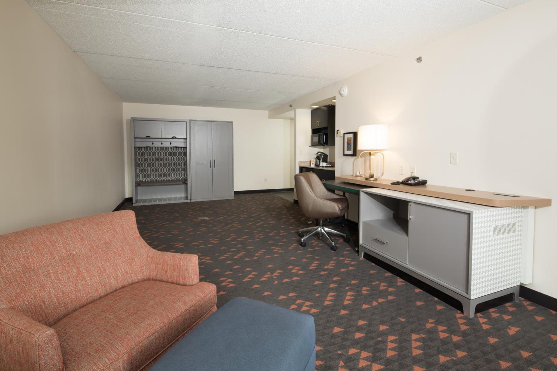 Holiday Inn Hotel & Suites Ann Arbor University of Michigan Area by IHG gallery photo in Ann Arbor, MI — image 76