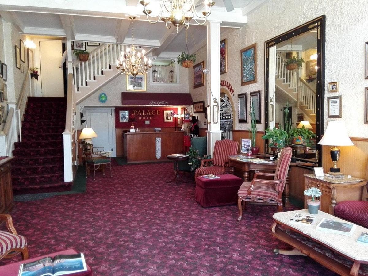 Historic Palace Hotel interior in Silver City, NM — gallery photo 2