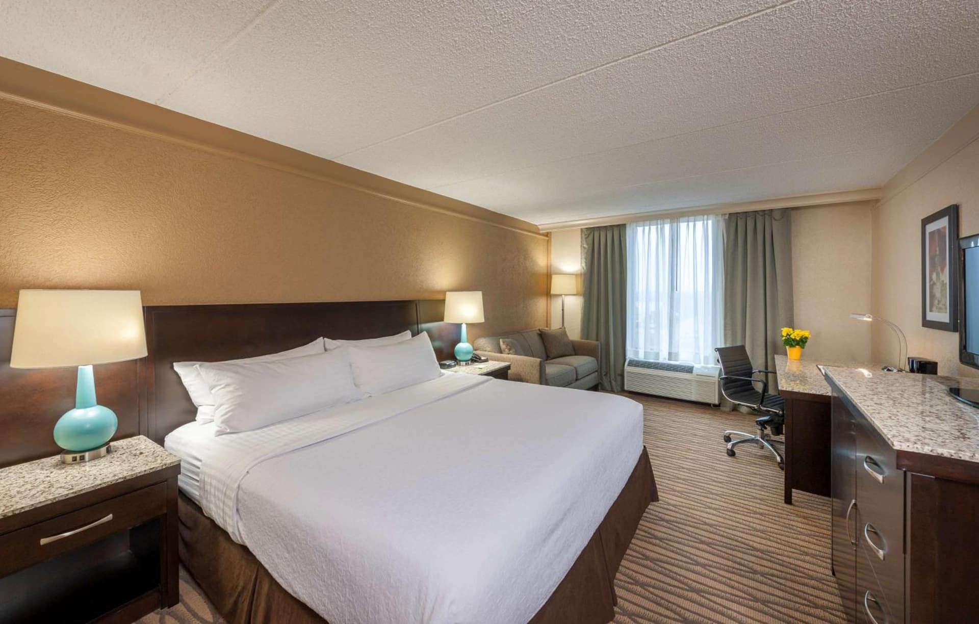 Best Western Plus Strongsville Cleveland gallery photo in Strongsville, OH — image 24