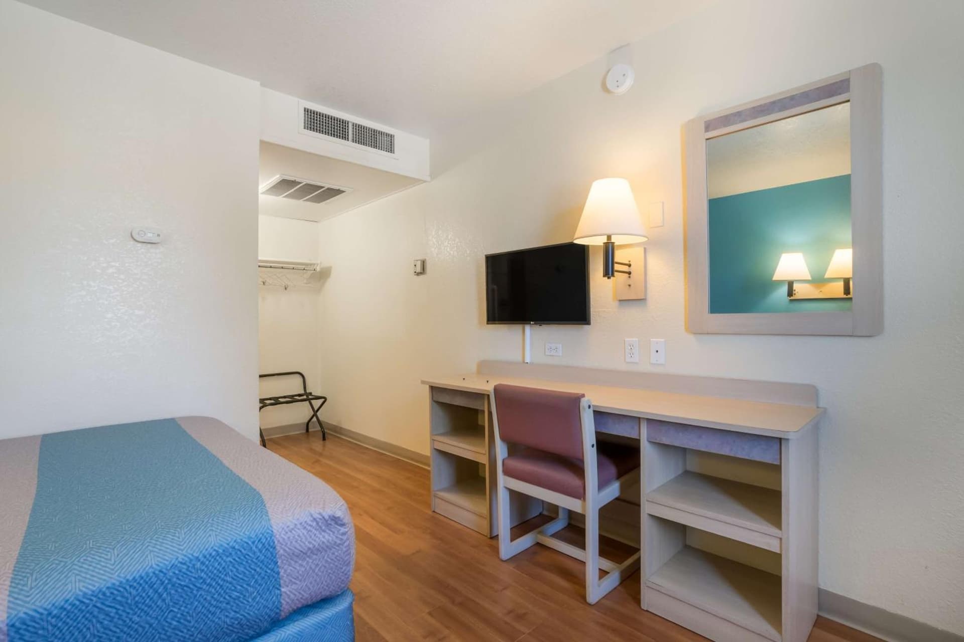 Motel 6-Grand Junction, CO gallery photo in Grand Junction, CO — image 10
