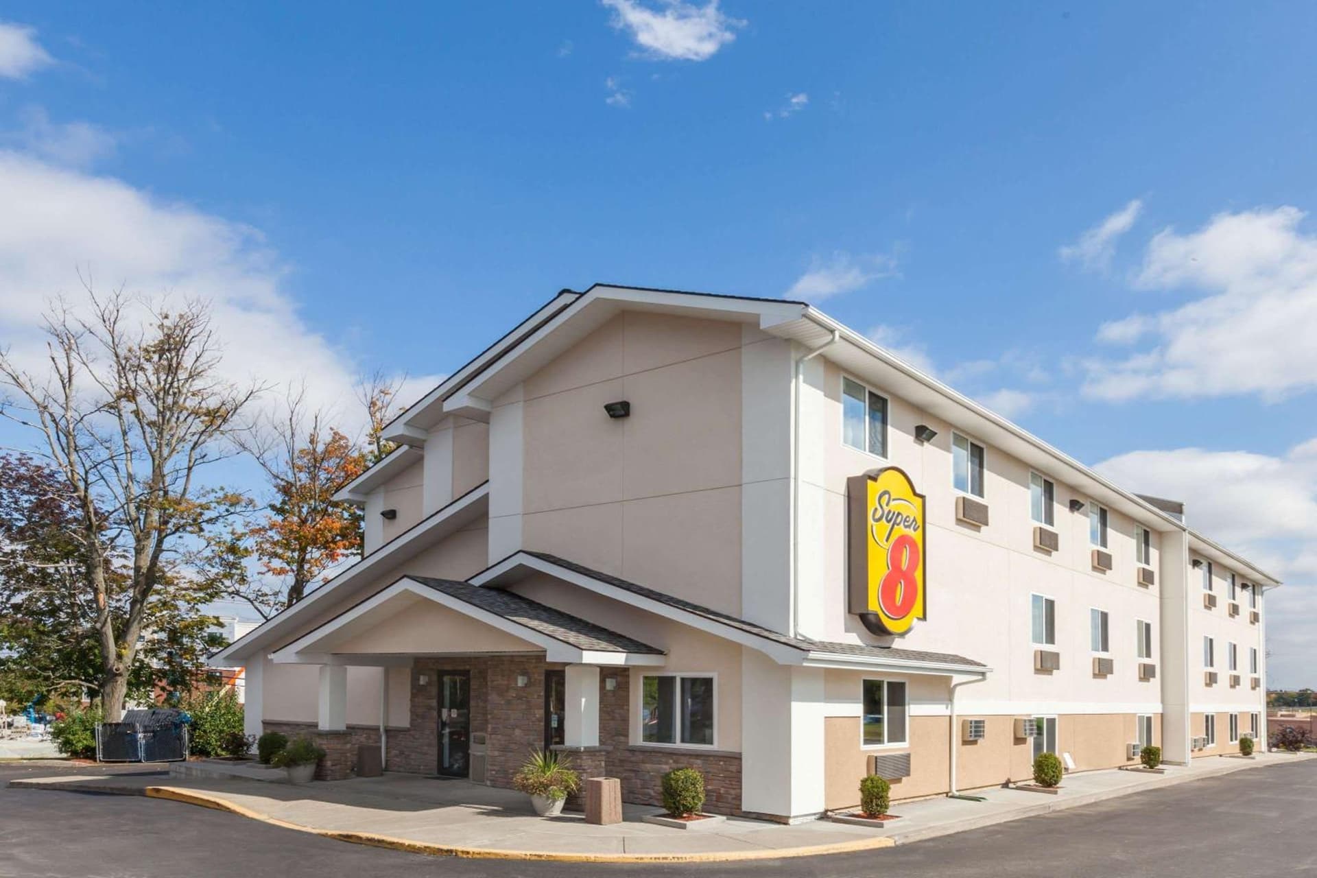 Super 8 by Wyndham Latham - Albany Airport featured exterior or lobby in Latham, NY — similar hotel