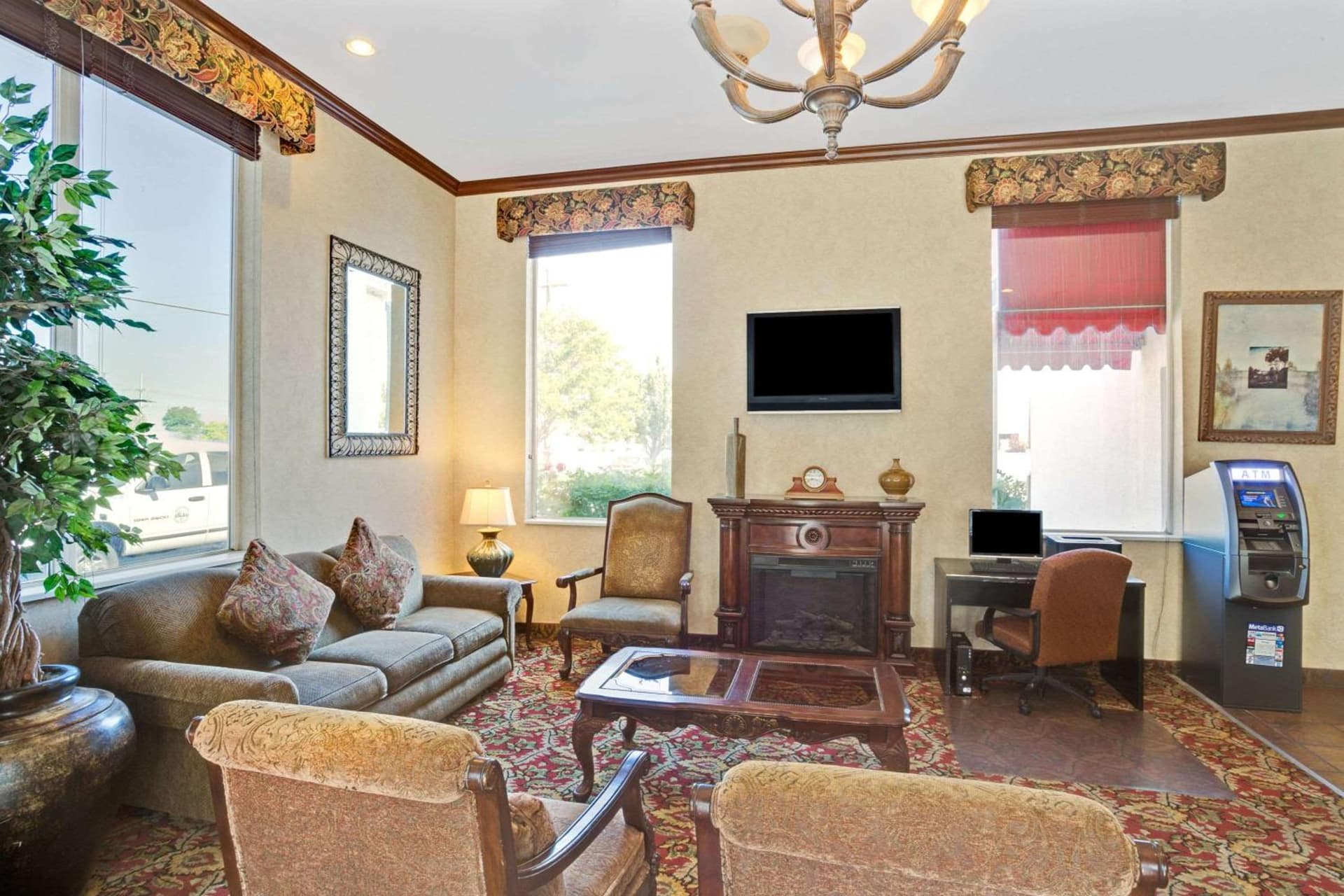 Ramada by Wyndham Draper, Utah interior in Draper, UT — gallery photo 2