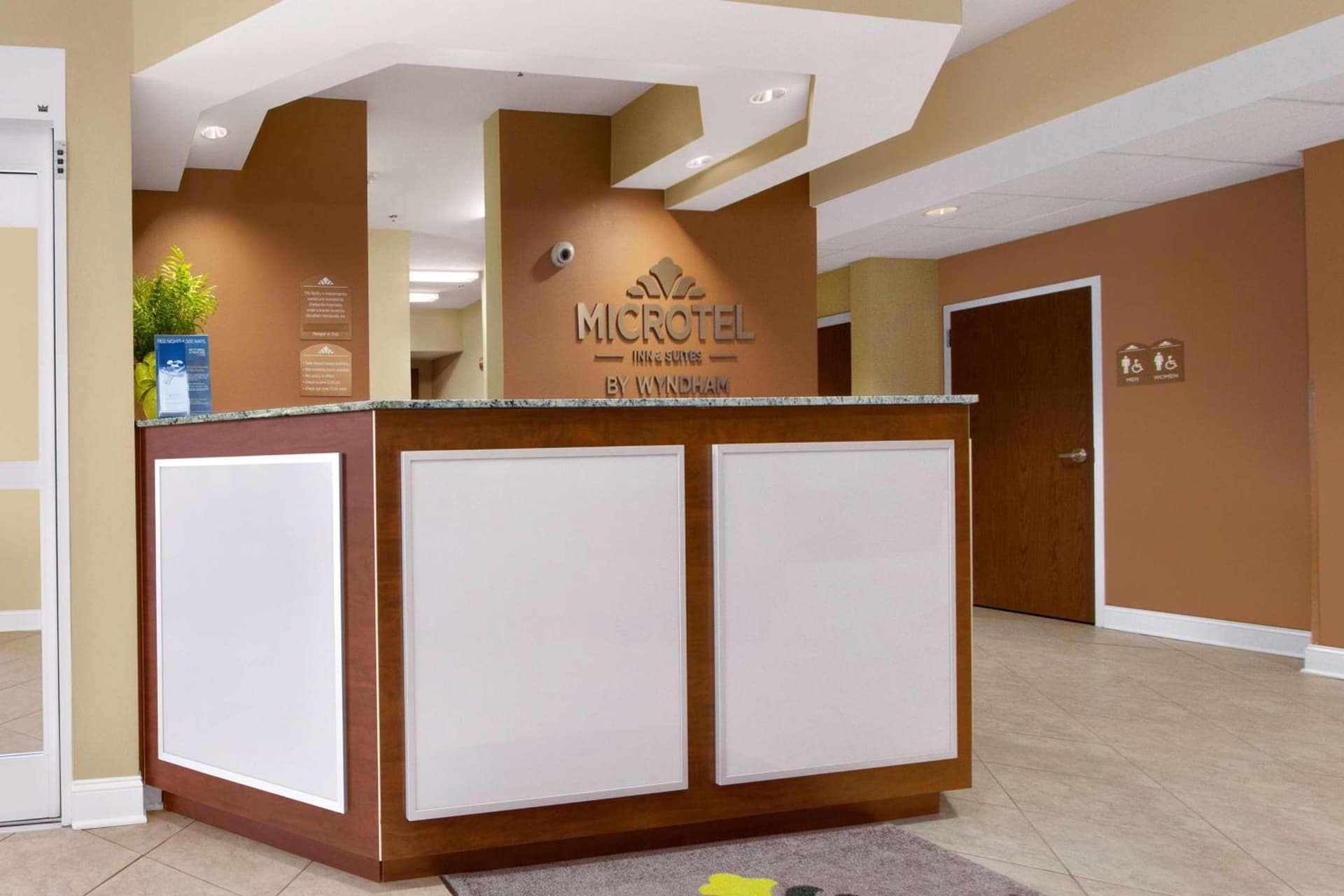 Microtel Inn & Suites by Wyndham property views in Shelbyville, TN — gallery photo 3