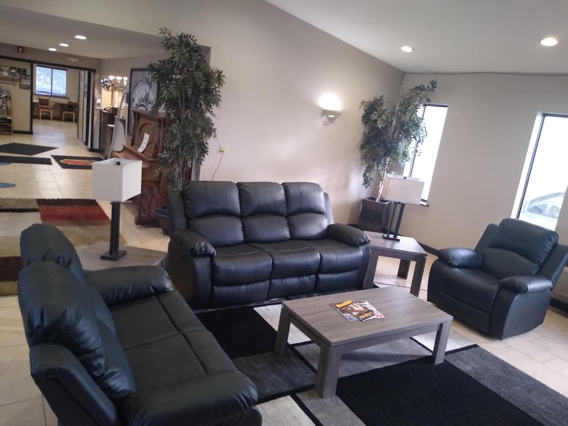 Super 8 by Wyndham Billings gallery photo in Billings, MT — image 8