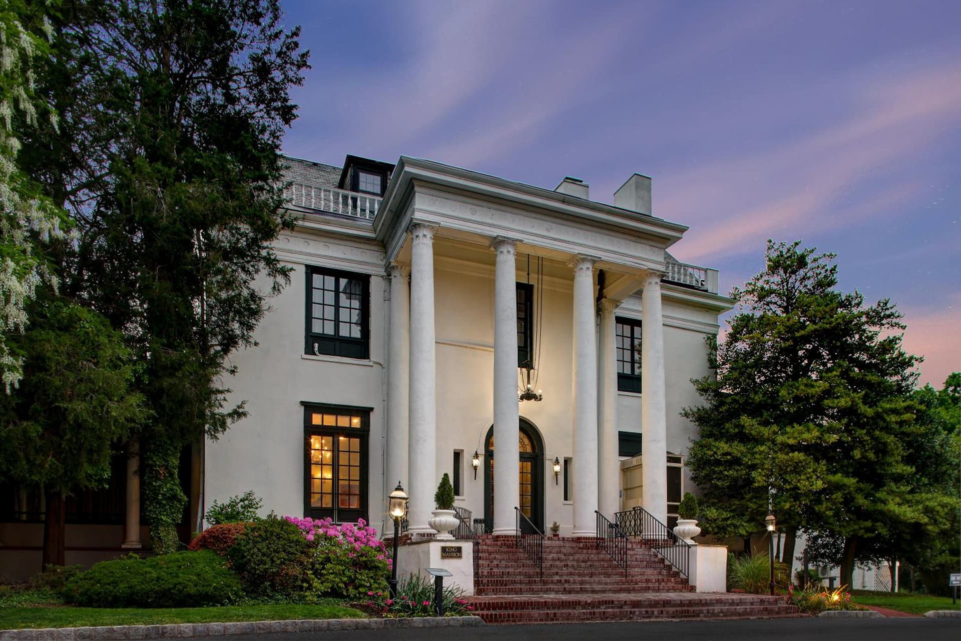 Tarrytown House Estate featured exterior or lobby in Tarrytown, NY — similar hotel