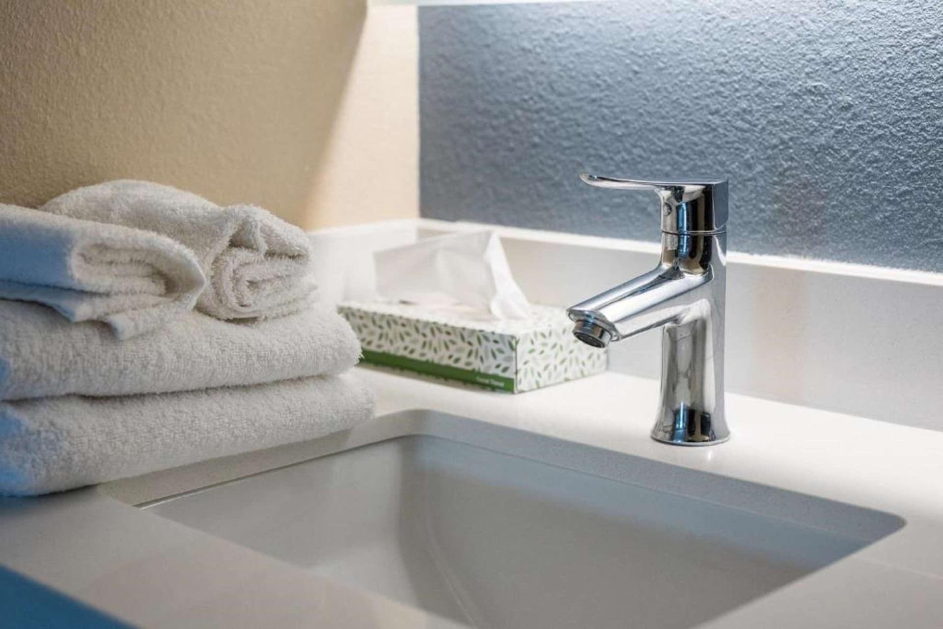 SureStay Hotel by Best Western Fairfield Napa Valley gallery photo in Fairfield, CA — image 20