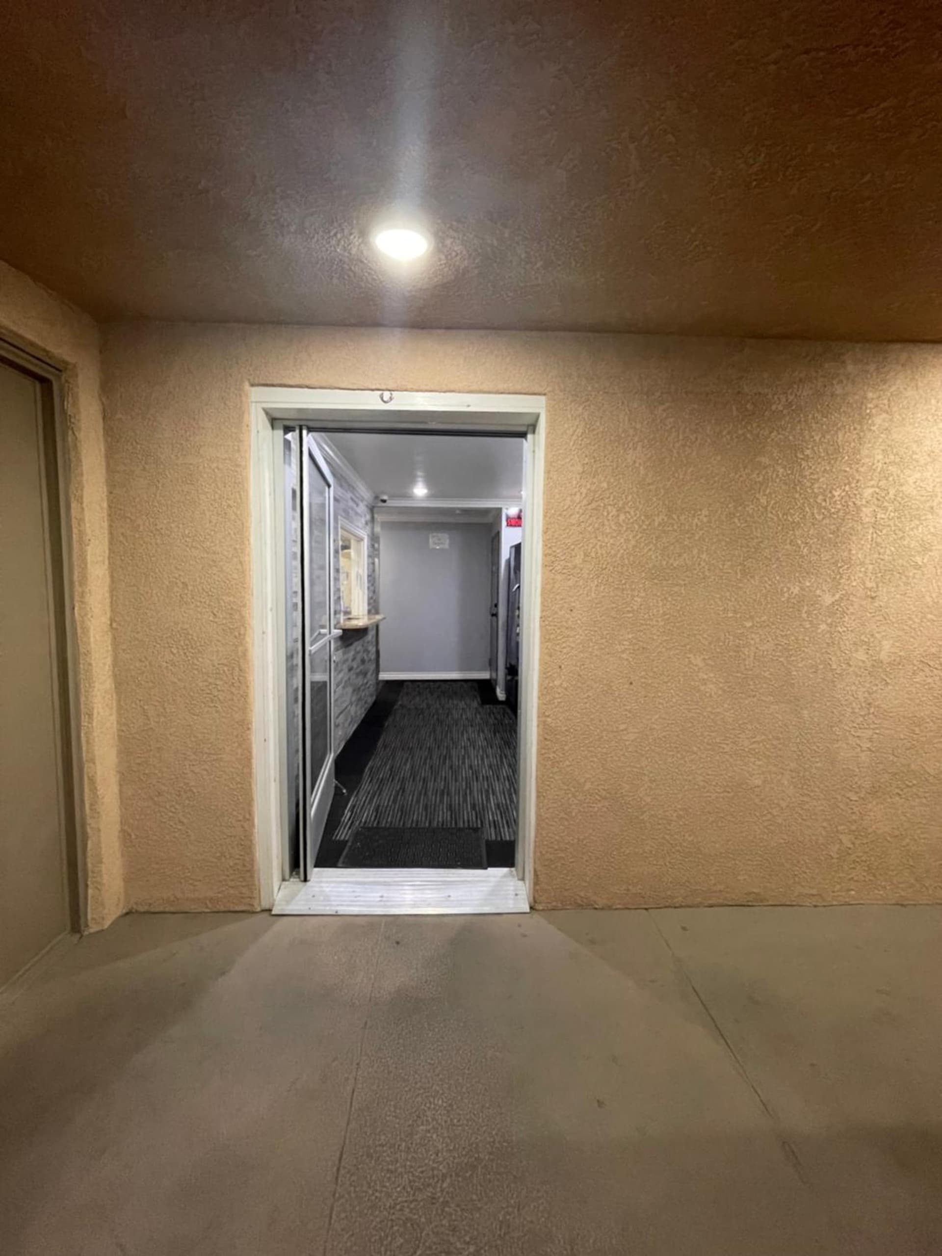 EL PATIO HOTEL property views in San Bernardino, CA — gallery photo 3