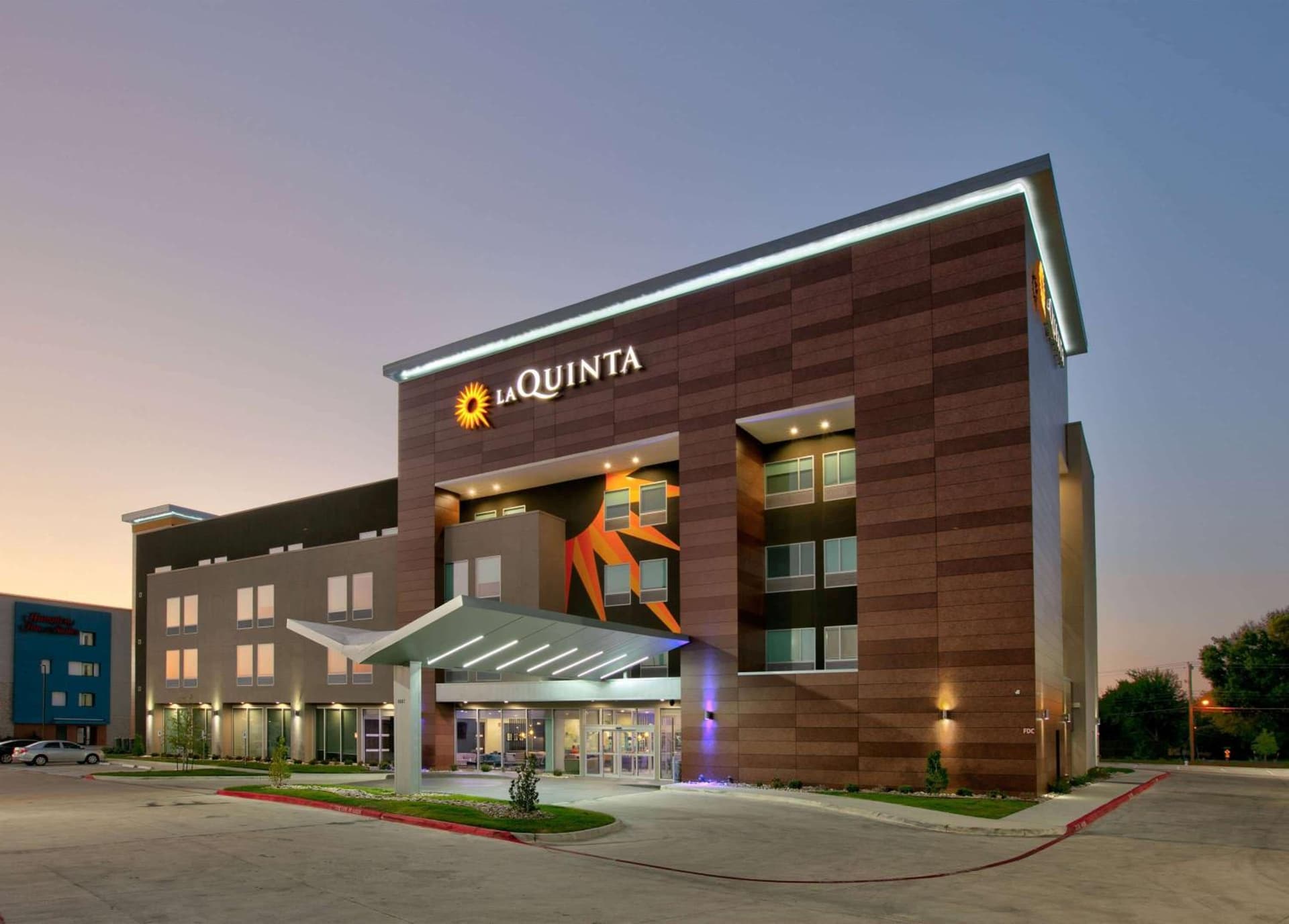 La Quinta Inn & Suites by Wyndham Dallas/Fairpark gallery photo in Dallas, TX — image 23