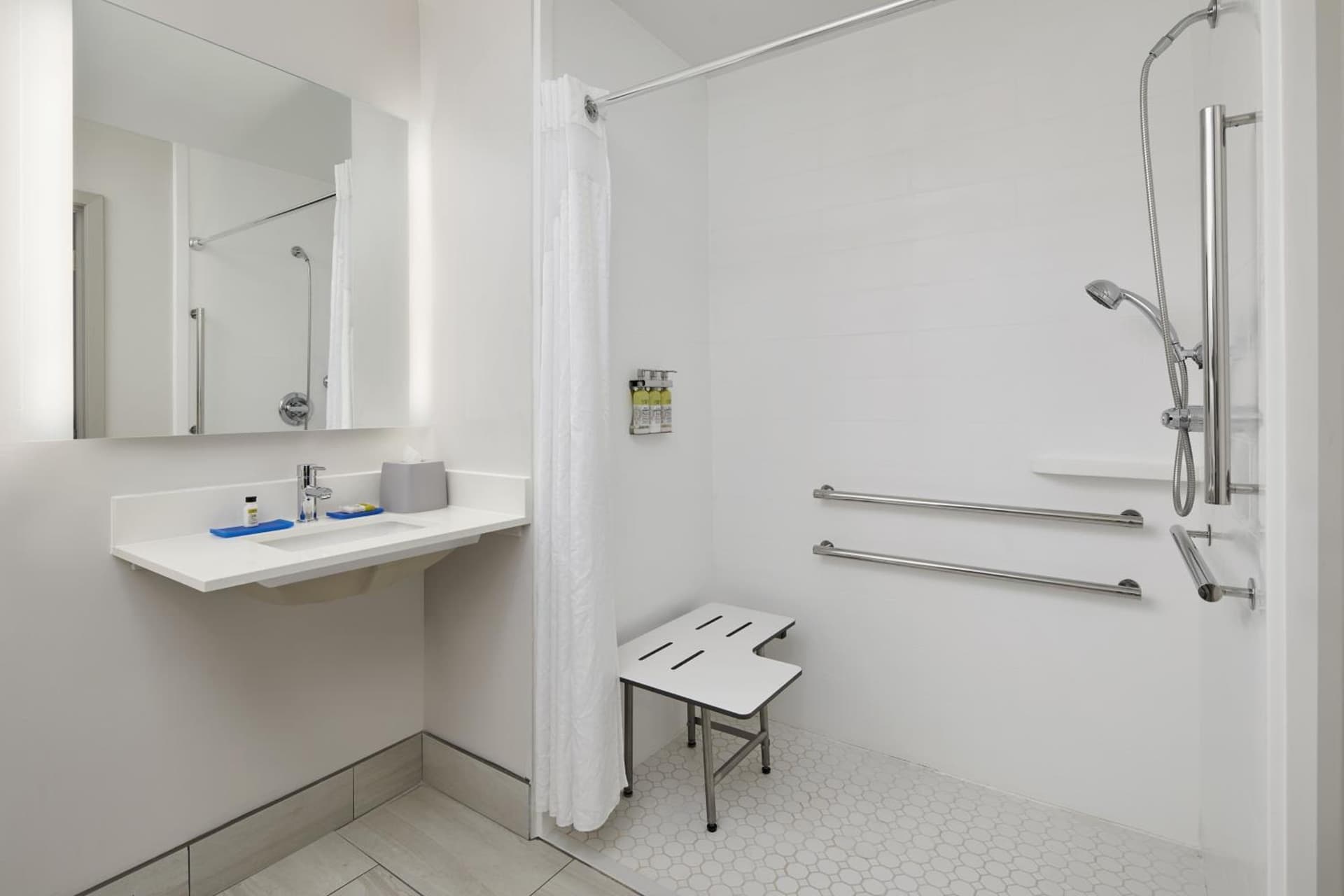 Holiday Inn Express Hotel & Suites Pensacola-West Navy Base by IHG property views in Pensacola, FL — gallery photo 3