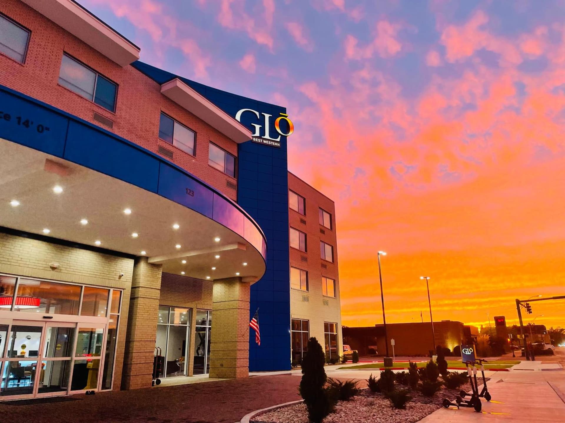 GLō Best Western Enid OK Downtown - Convention Center Hotel — hotel in Enid, Oklahoma