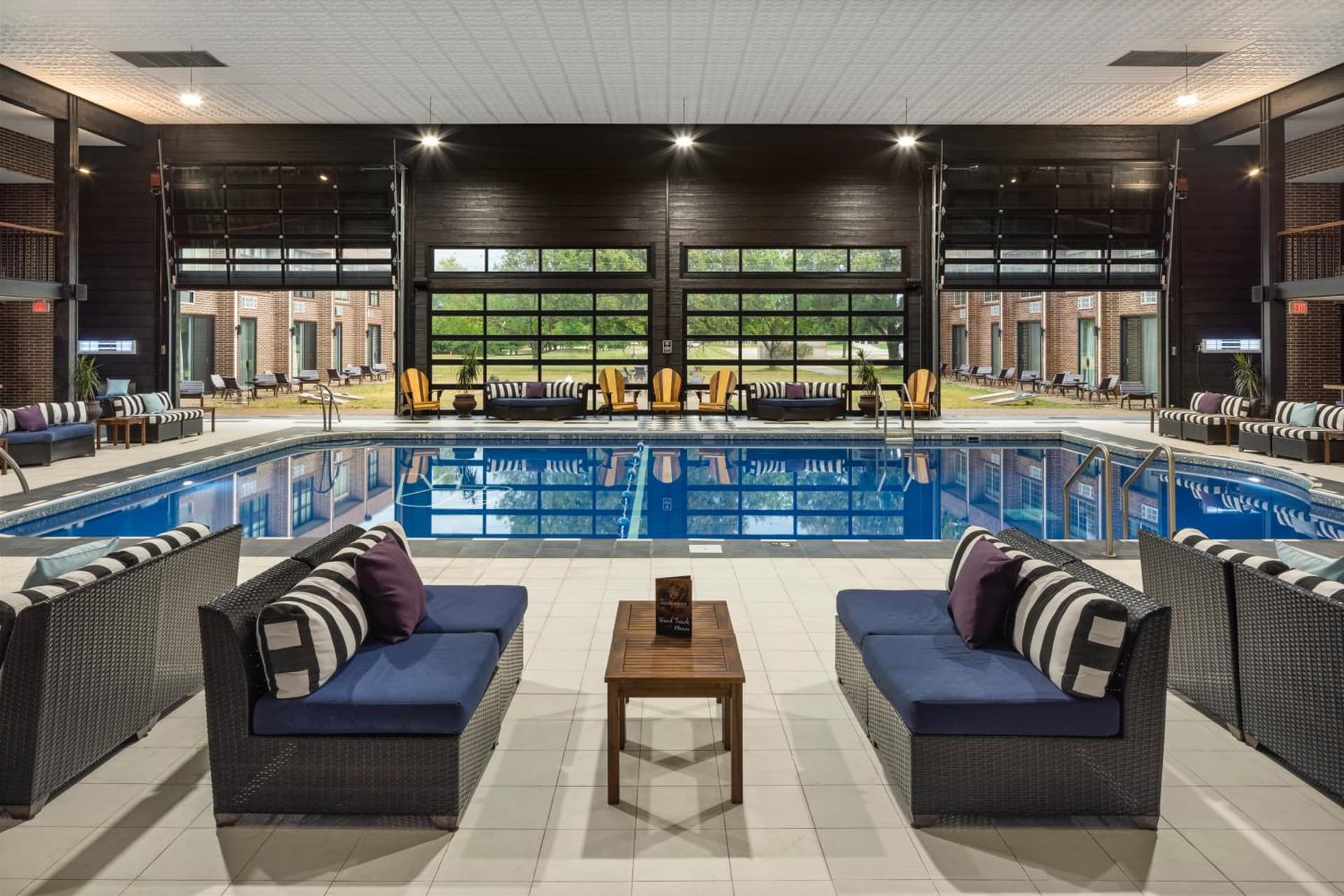 The Highlander Hotel, Ascend Hotel Collection interior in Iowa City, IA — gallery photo 2