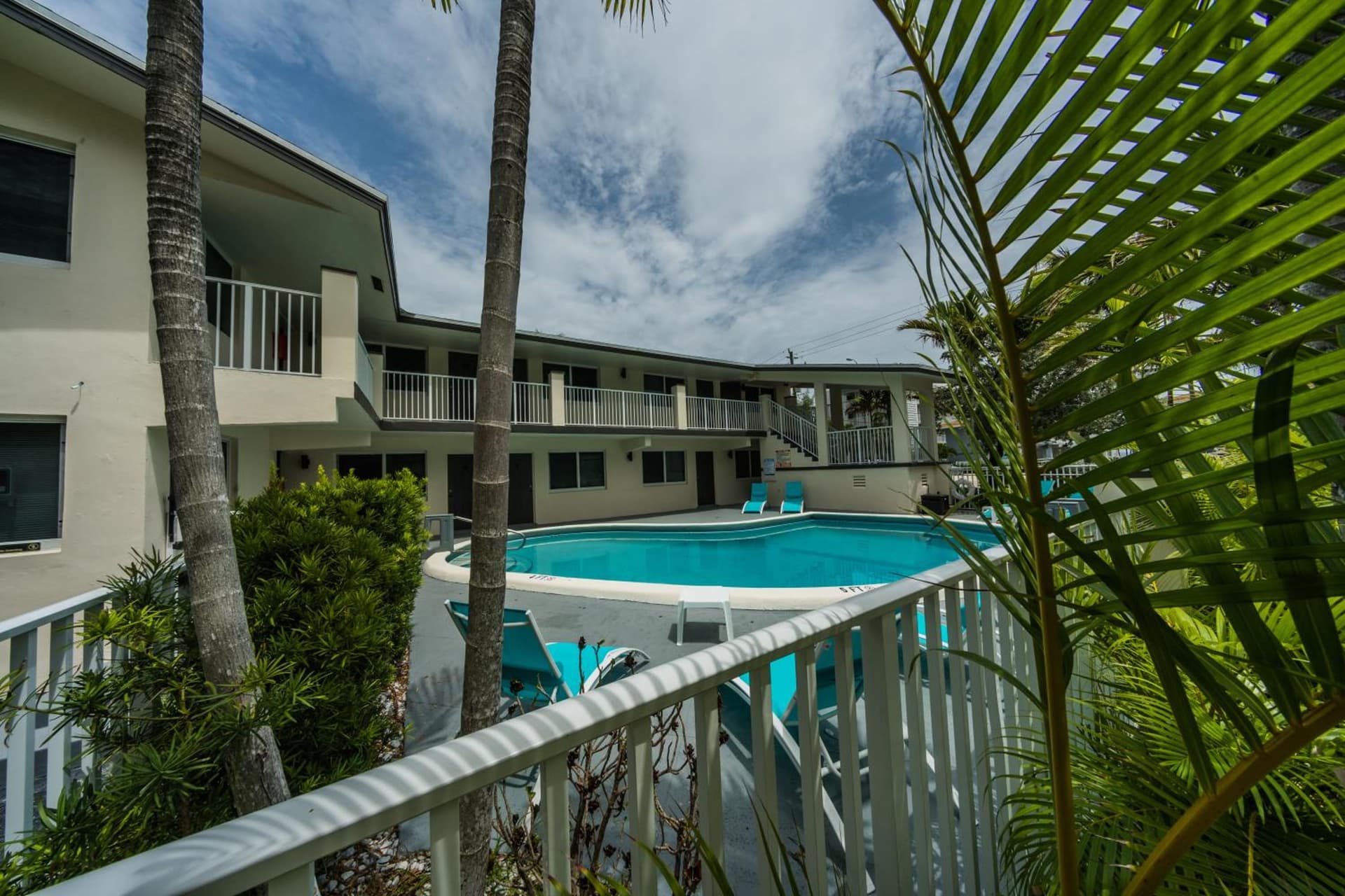 Surf & Sand Seaside interior in Pompano Beach, FL — gallery photo 2