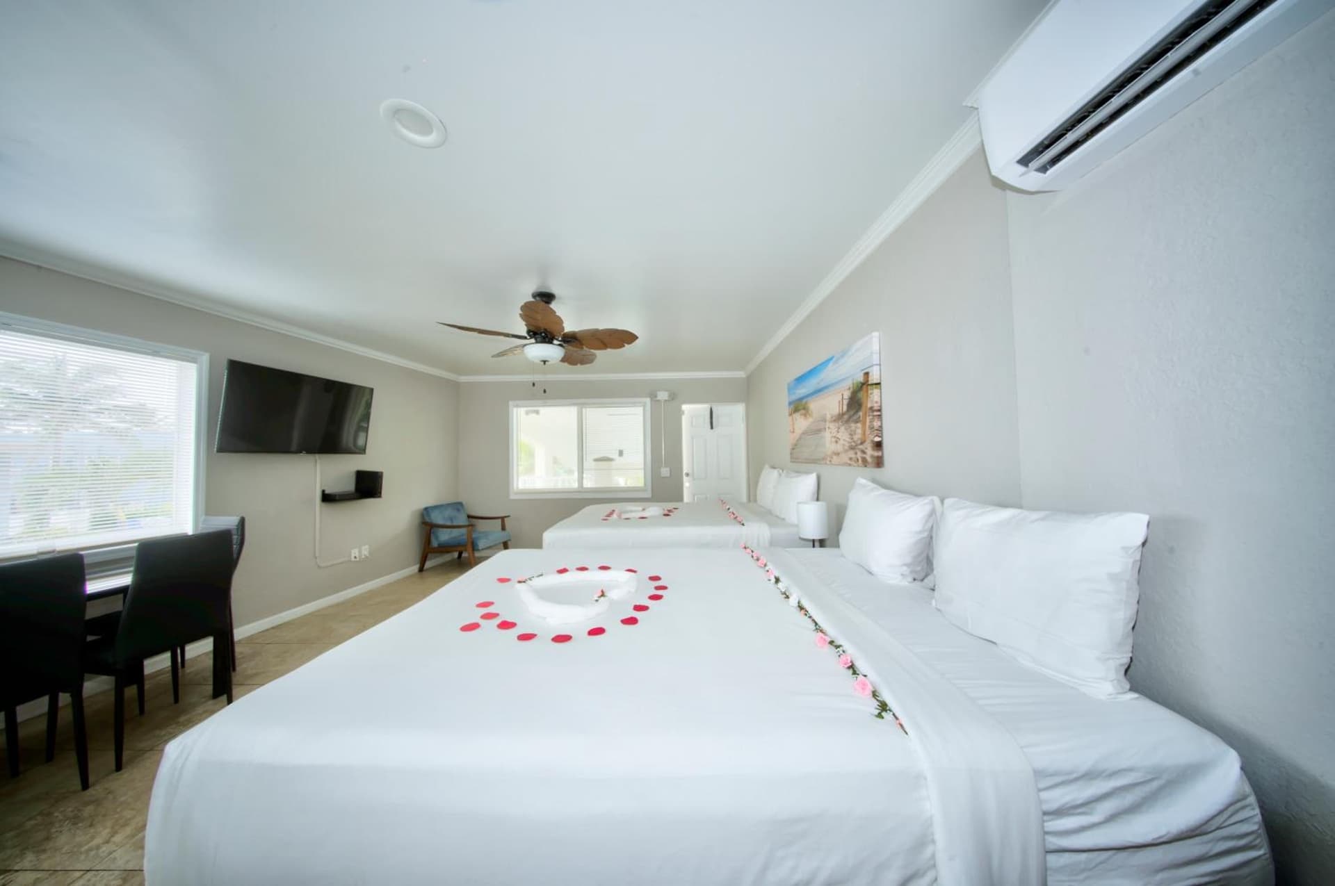 Surf & Sand Seaside interior in Pompano Beach, FL — gallery photo 2