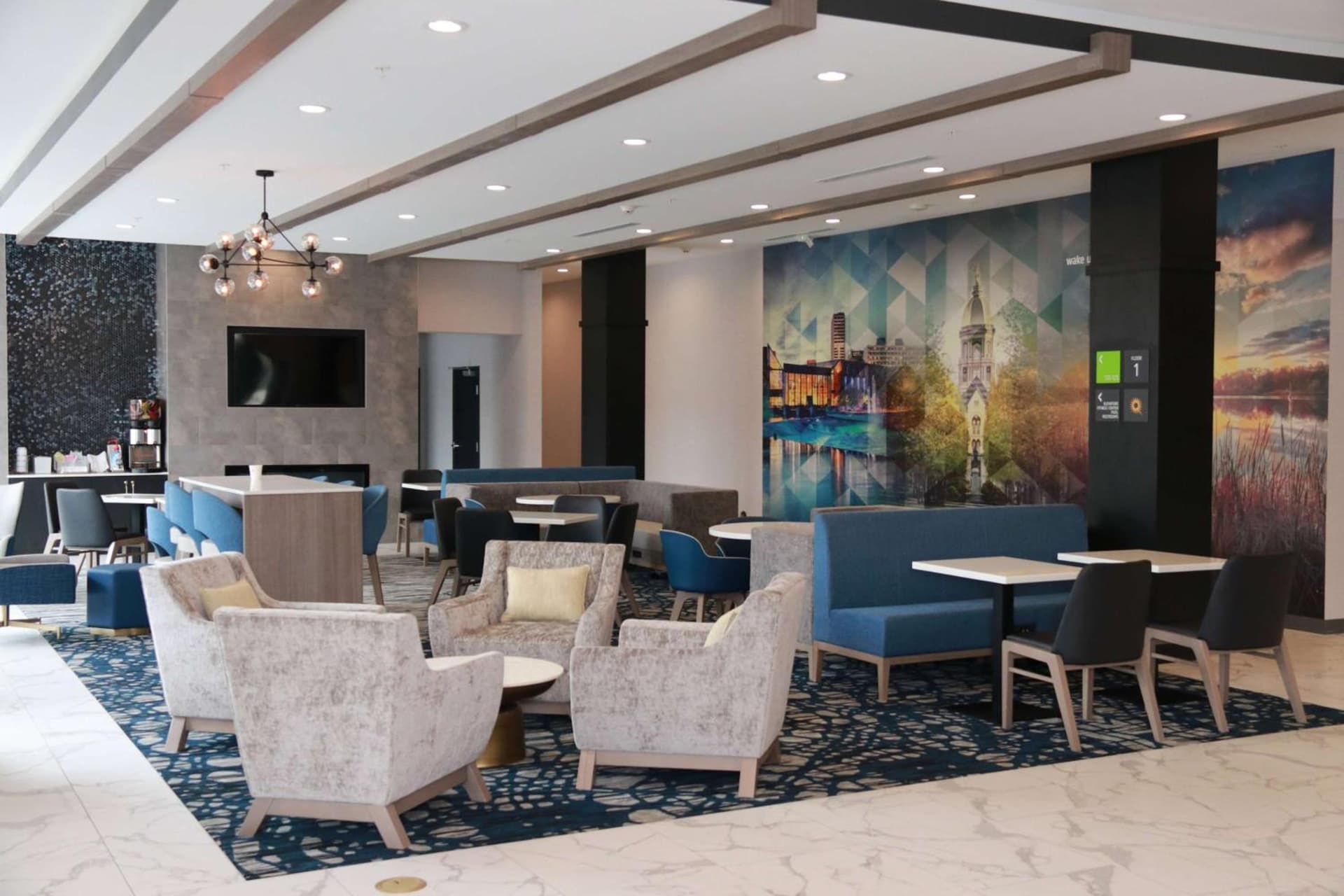 LaQuinta Suites by Wyndham South Bend Notre Dame Area gallery photo in South Bend, IN — image 6