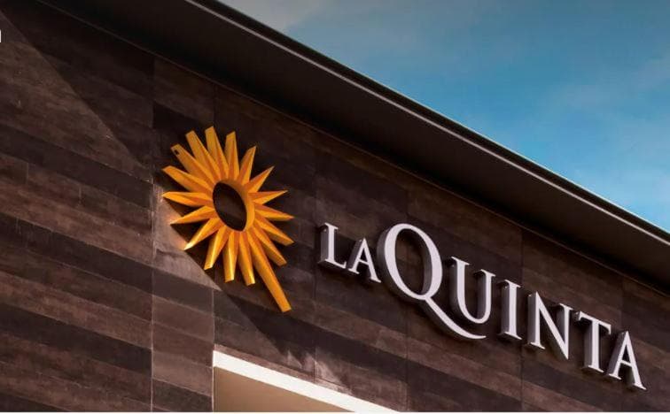 La Quinta Inn & Suites by Wyndham Tulsa Downtown - Route 66 gallery photo in Tulsa, OK — image 6