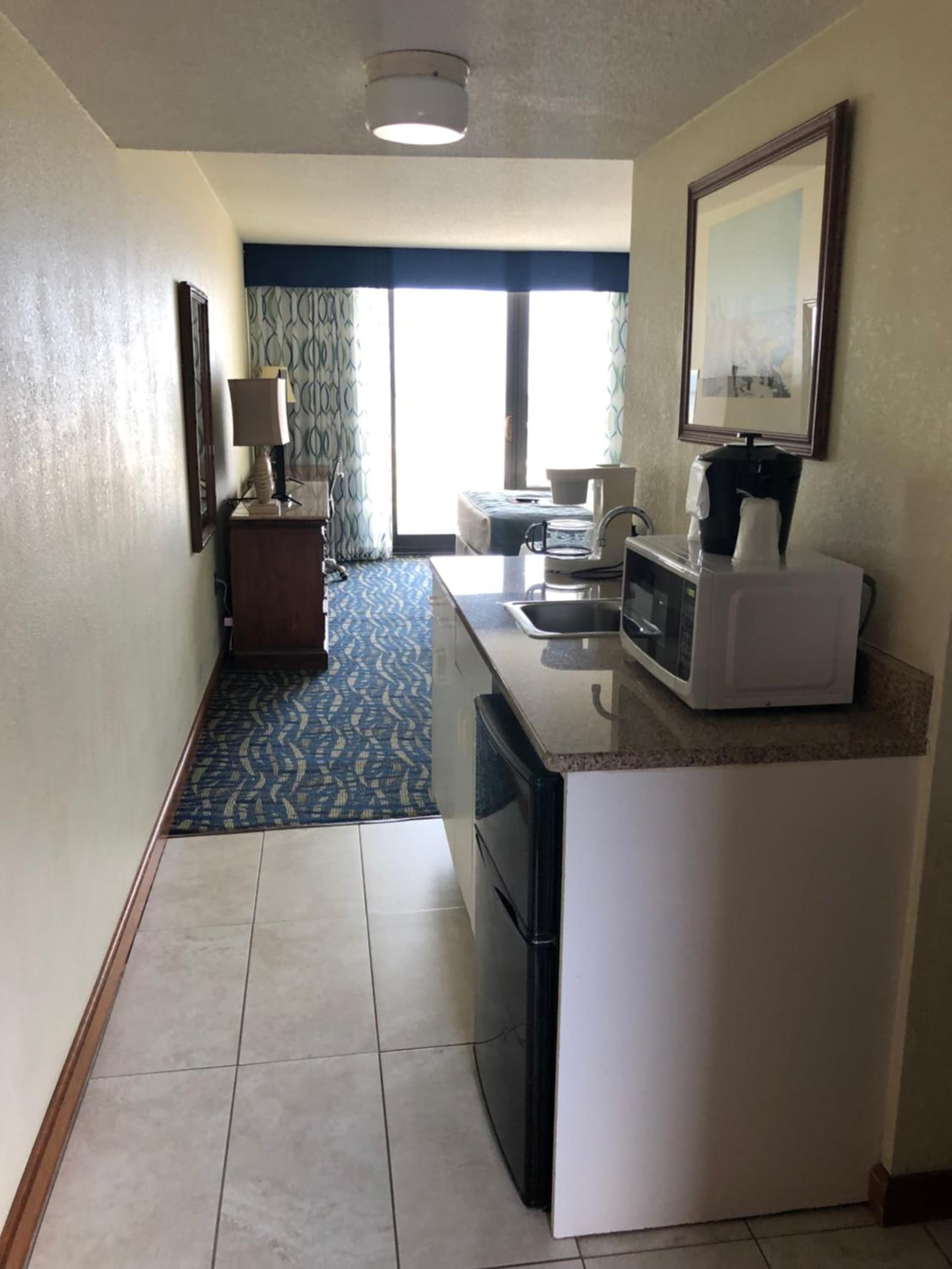 Capes Hotel gallery photo in Virginia Beach, VA — image 27