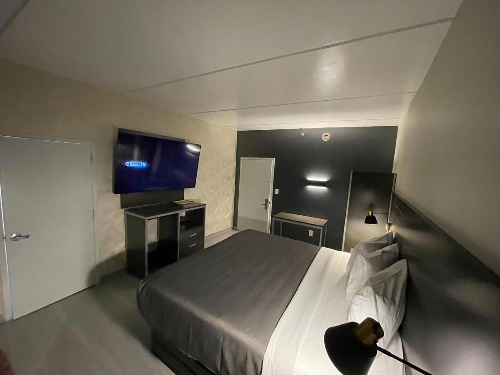 Casa Azul Hotel Blu JFK gallery photo in Queens Village, NY — image 7
