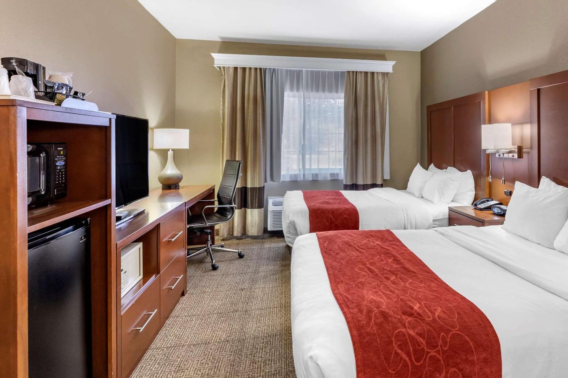 Comfort Suites Fort Collins Near University gallery photo in Fort Collins, CO — image 39