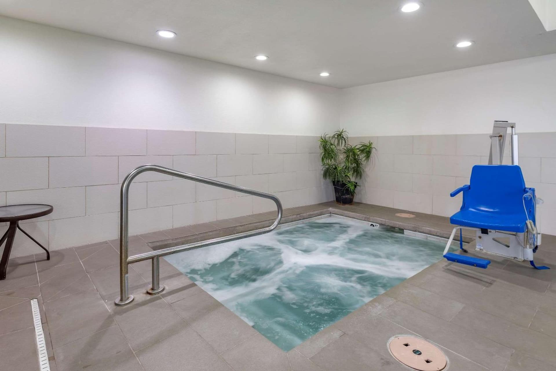 Comfort Suites Fort Collins Near University gallery photo in Fort Collins, CO — image 32