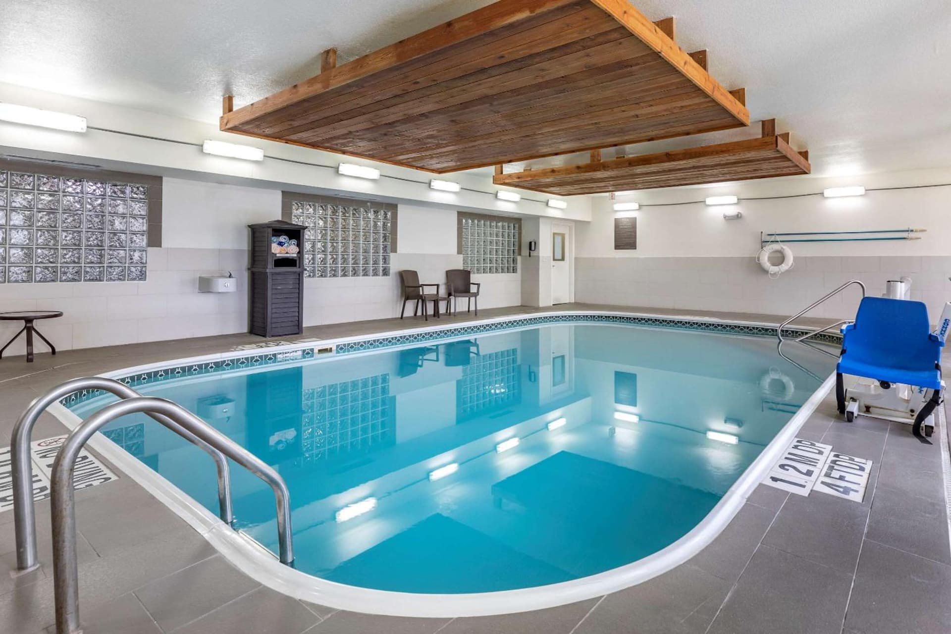 Comfort Suites Fort Collins Near University gallery photo in Fort Collins, CO — image 26