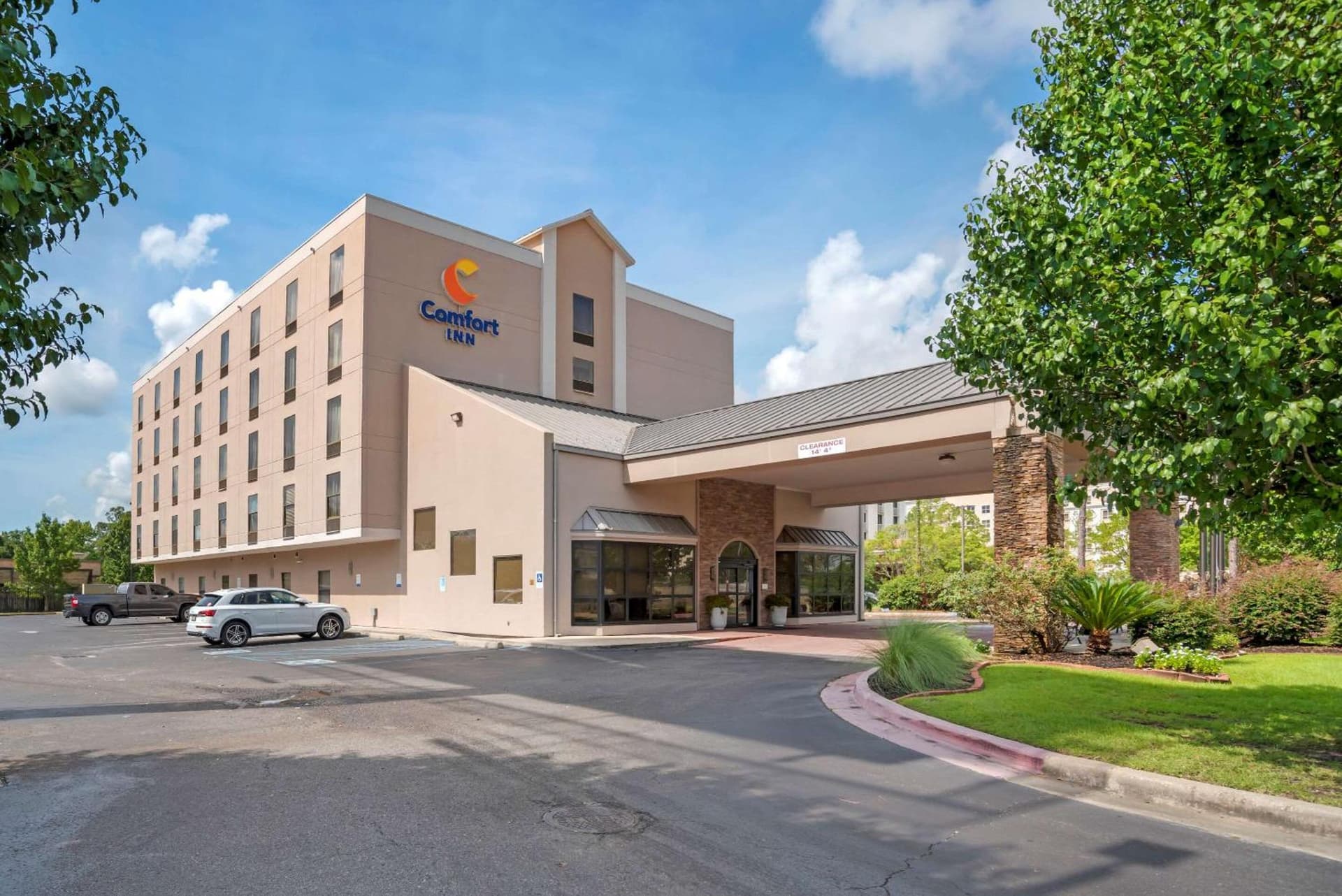 Comfort Inn University Area featured exterior or lobby in Baton Rouge, LA — similar hotel