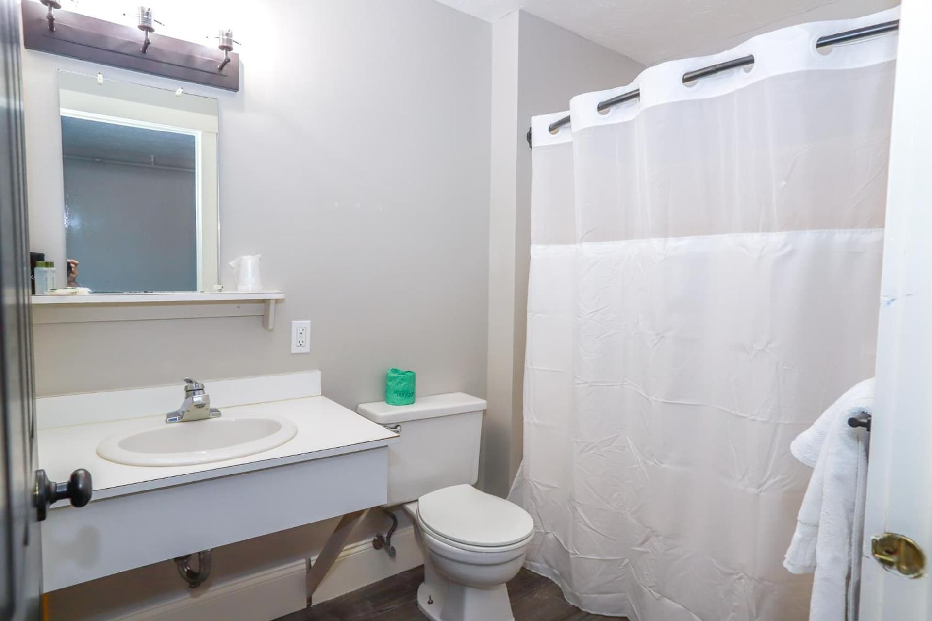 Gunstock Inn & Suites gallery photo in Gilford — image 71