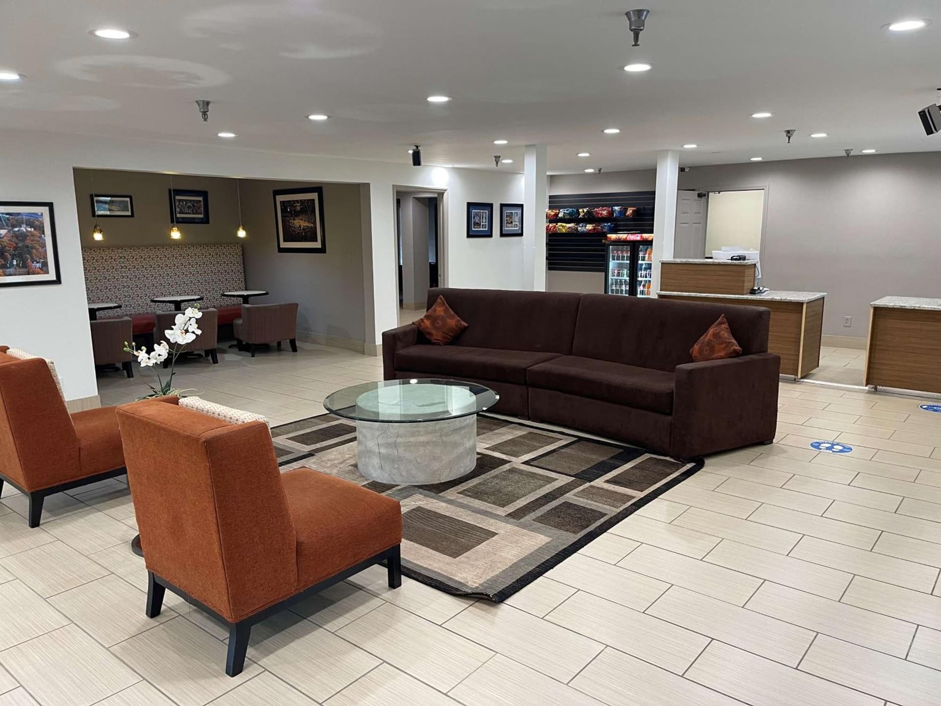 SureStay Plus Hotel by Best Western Durham Medical Center gallery photo in Durham, NC — image 19