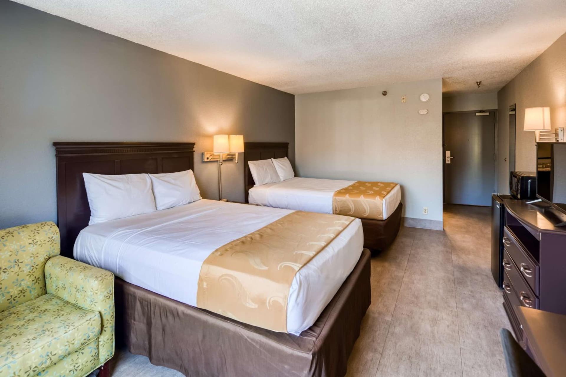 SureStay Plus Hotel by Best Western Durham Medical Center gallery photo in Durham, NC — image 29