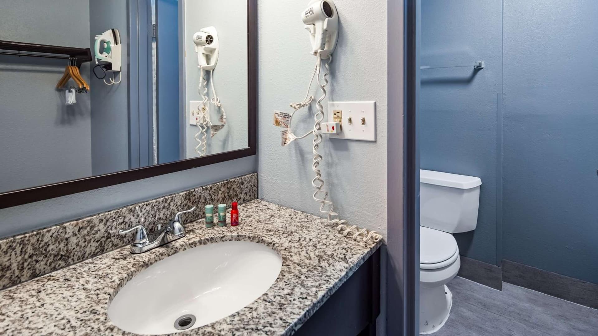 SureStay Plus Hotel by Best Western Durham Medical Center gallery photo in Durham, NC — image 11