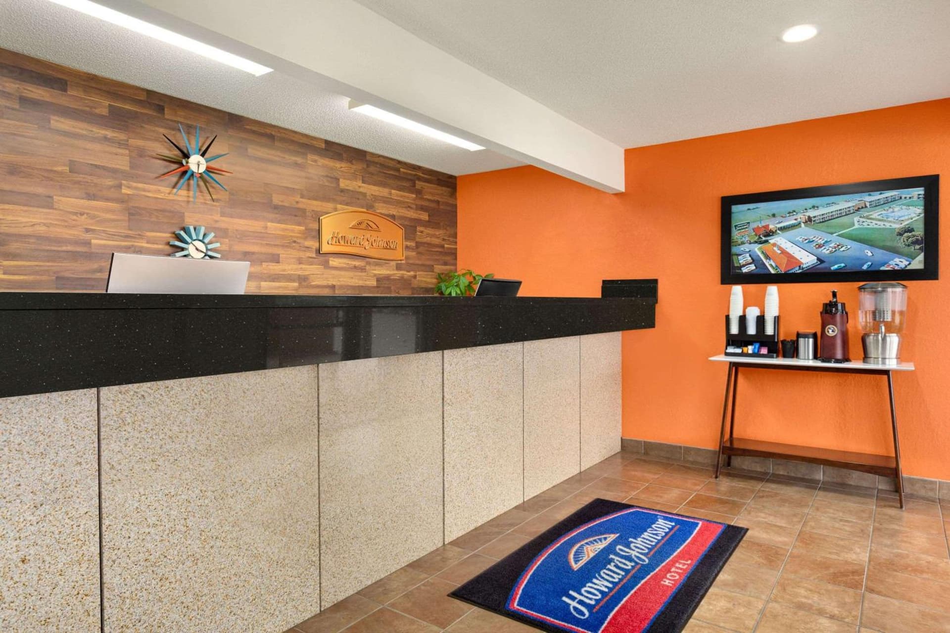 Howard Johnson by Wyndham Waterloo/Cedar Falls gallery photo in Waterloo, IA — image 31