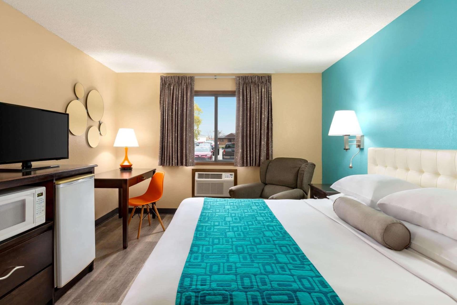 Howard Johnson by Wyndham Waterloo/Cedar Falls gallery photo in Waterloo, IA — image 32