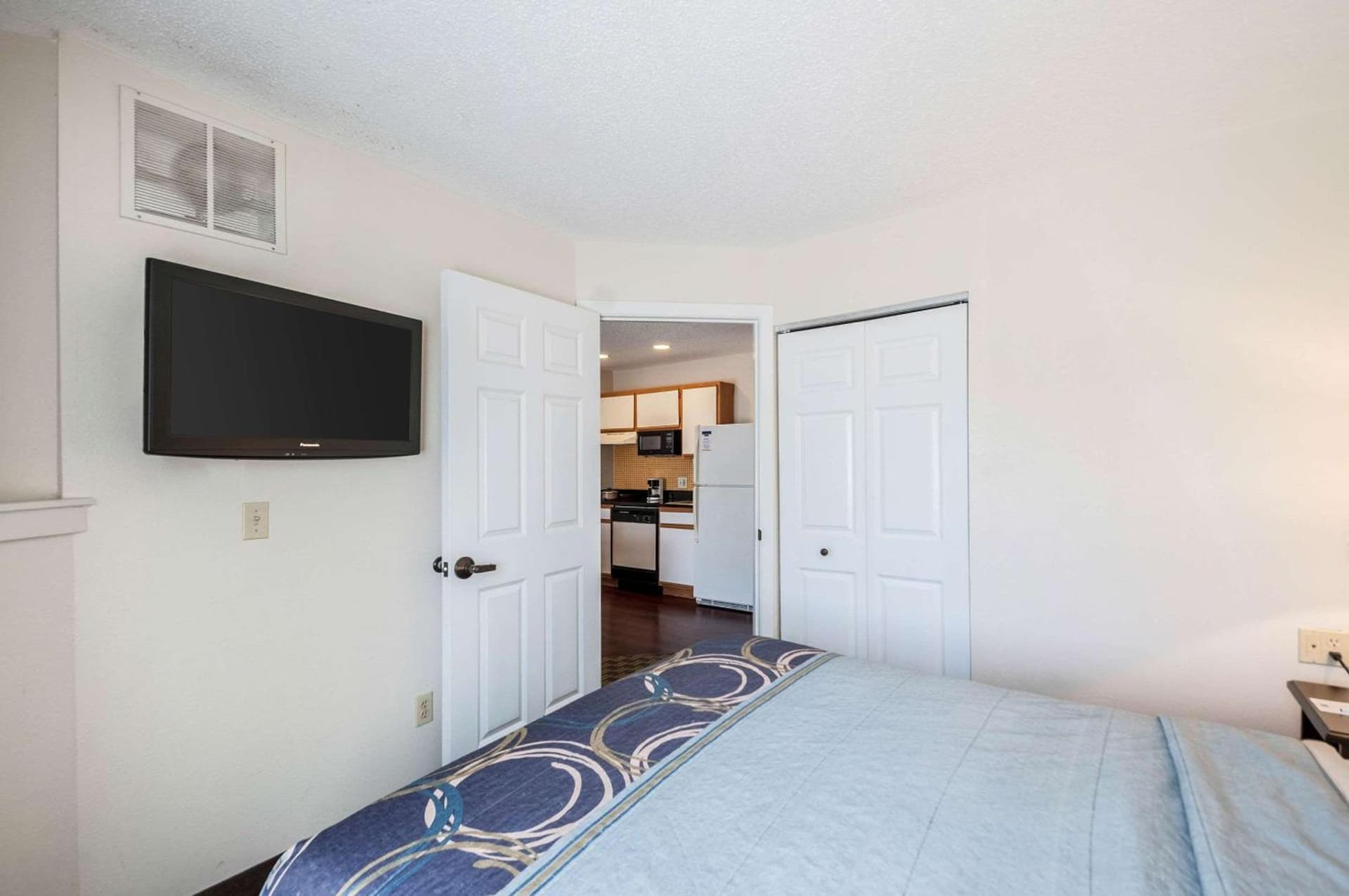 Candlewood Suites Frederick by IHG gallery photo in Frederick, MD — image 13