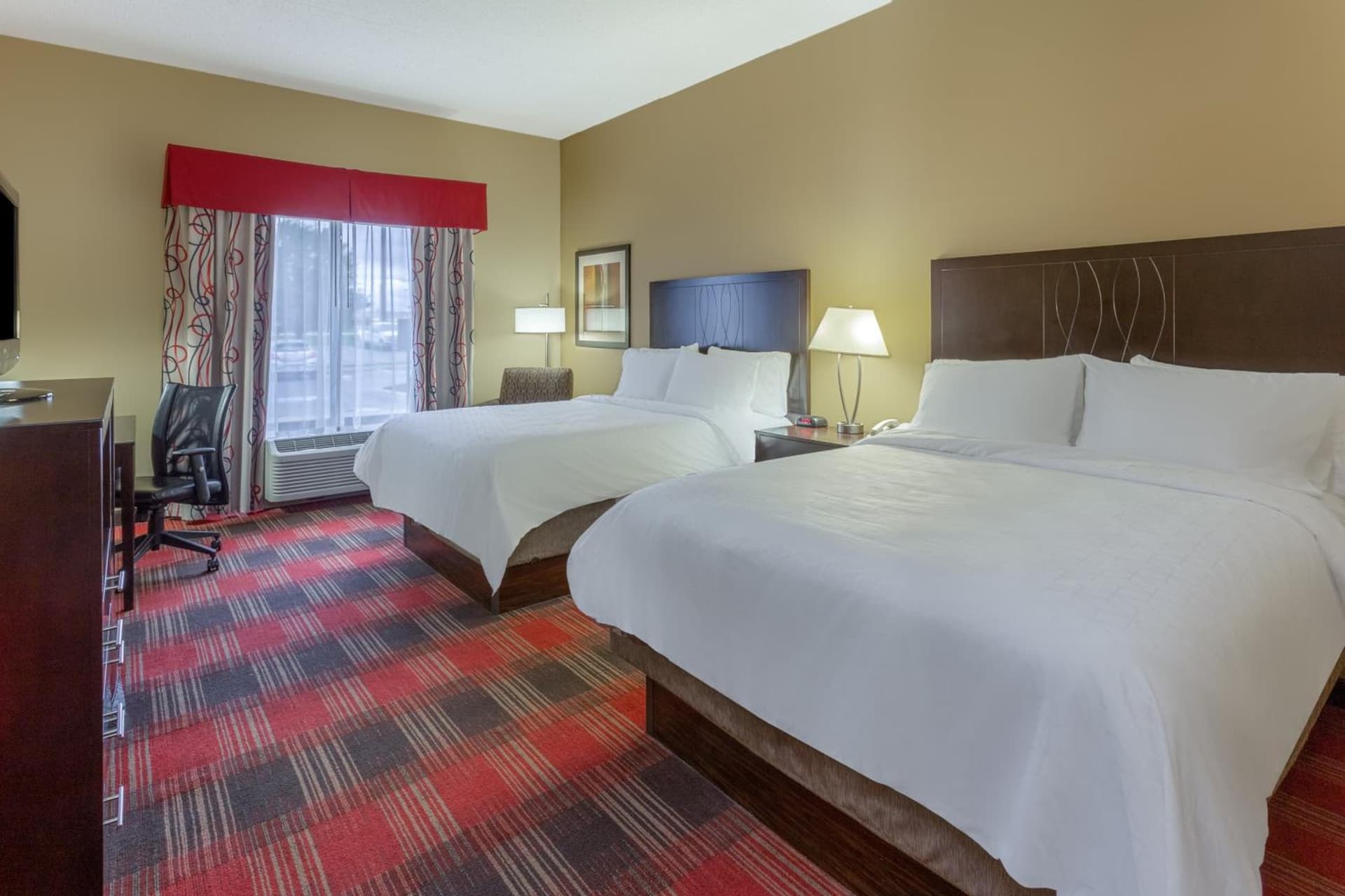 Holiday Inn Express Hotel & Suites Bowling Green by IHG gallery photo in Bowling Green, OH — image 9