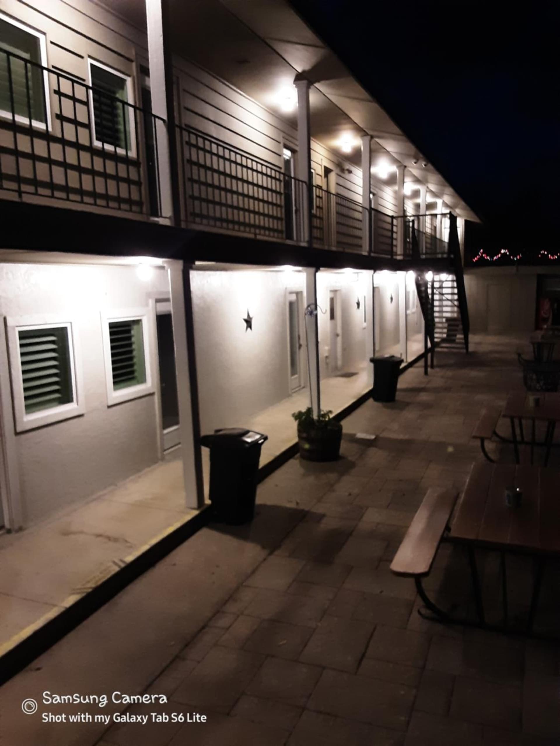 Horseshoe Riverside Lodge — hotel in Canyon Lake, Texas