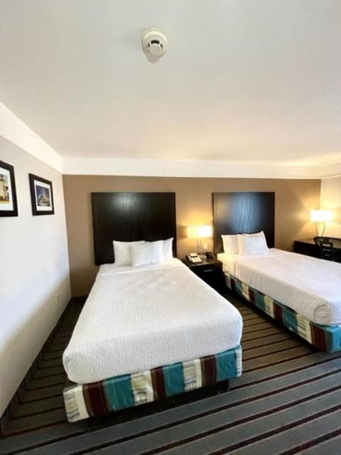La Quinta by Wyndham Bakersfield North gallery photo in Bakersfield, CA — image 35
