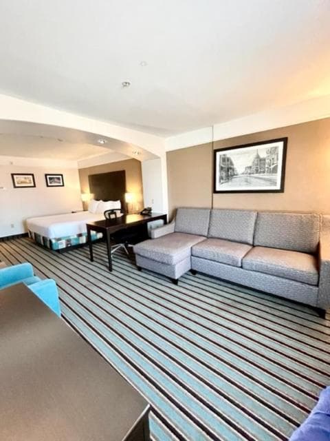 La Quinta by Wyndham Bakersfield North gallery photo in Bakersfield, CA — image 45