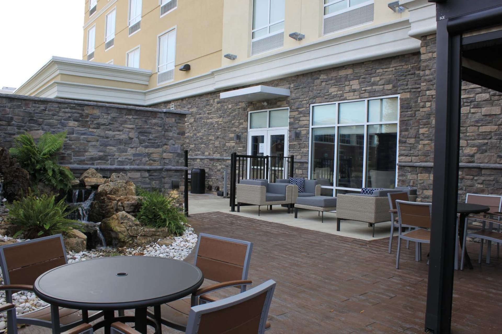 Holiday Inn & Suites - Hopkinsville - Convention Ctr by IHG gallery photo in Hopkinsville, KY — image 9