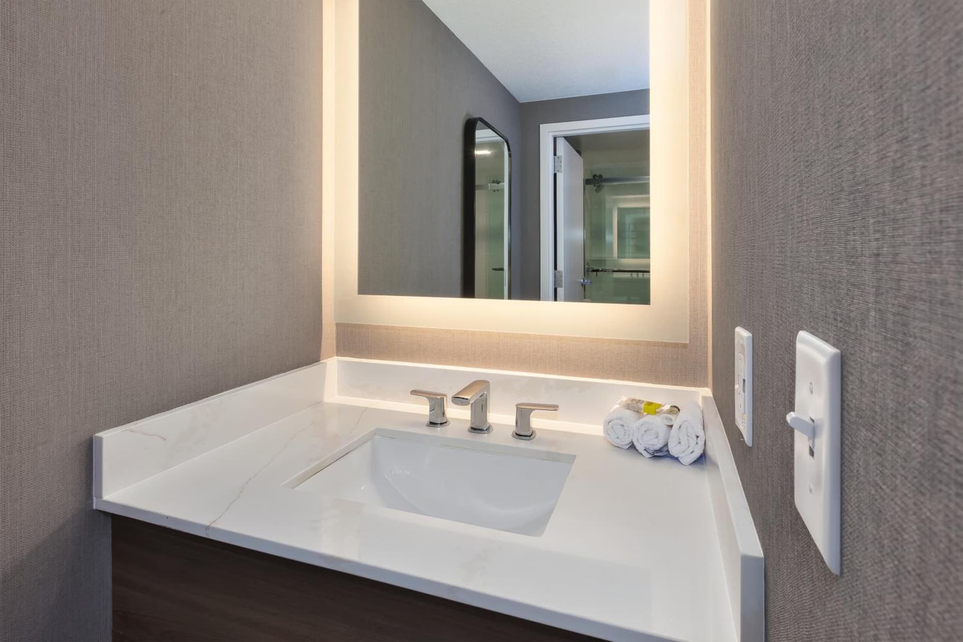 Staybridge Suites Pittsburgh Airport by IHG gallery photo in Pittsburgh, PA — image 47