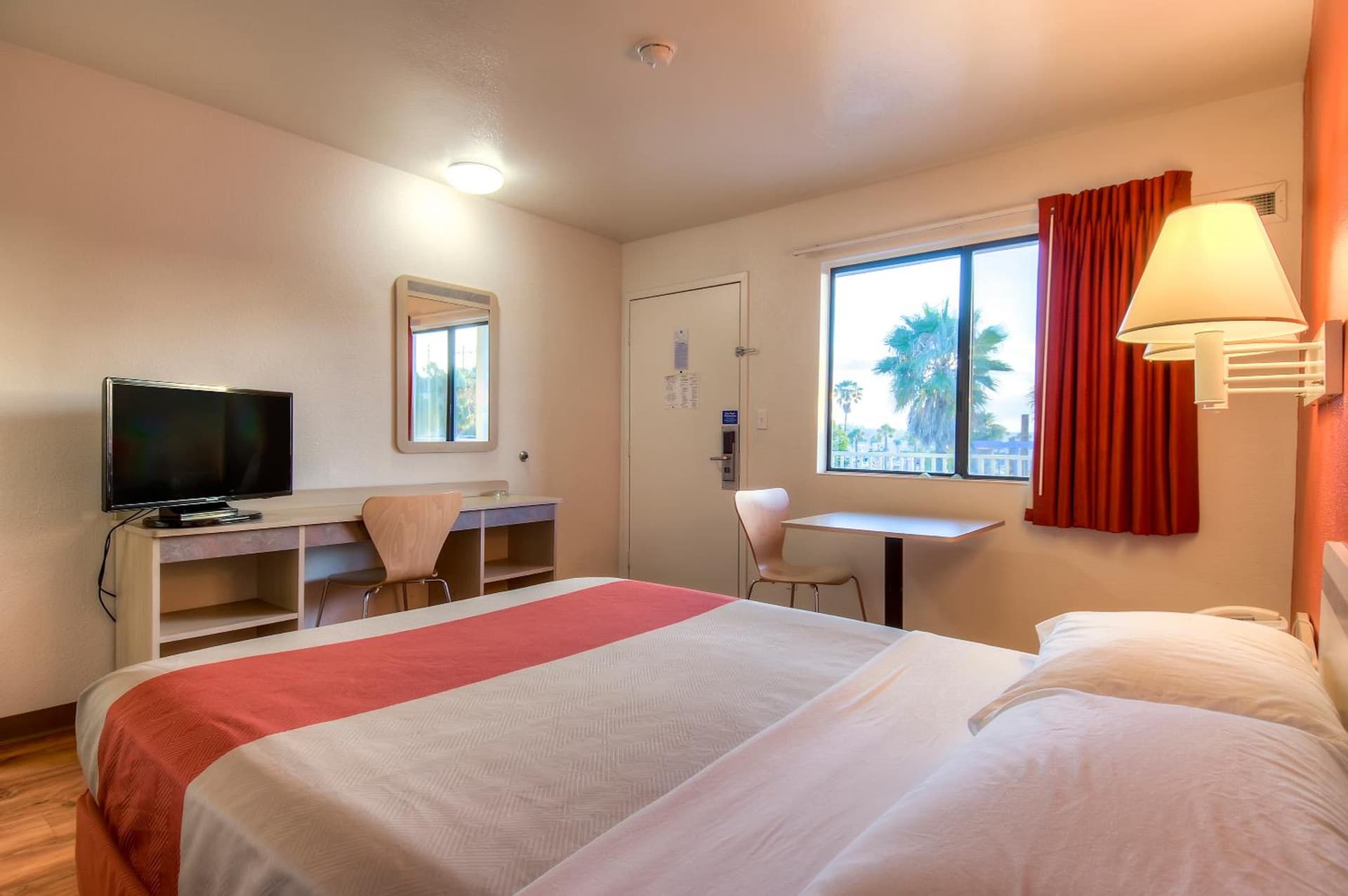 Motel 6-Oceanside, CA gallery photo in Oceanside, CA — image 16