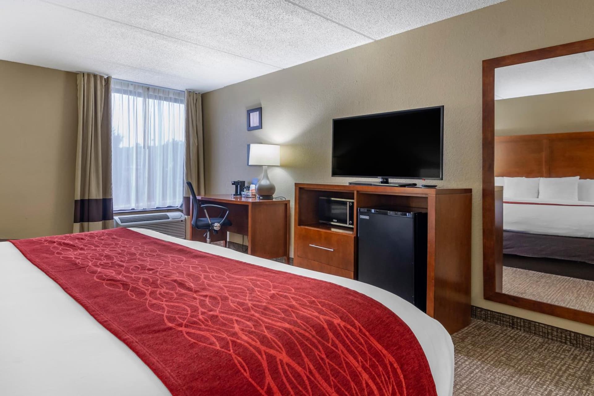 Comfort Inn Matthews / Charlotte gallery photo in Matthews, NC — image 43