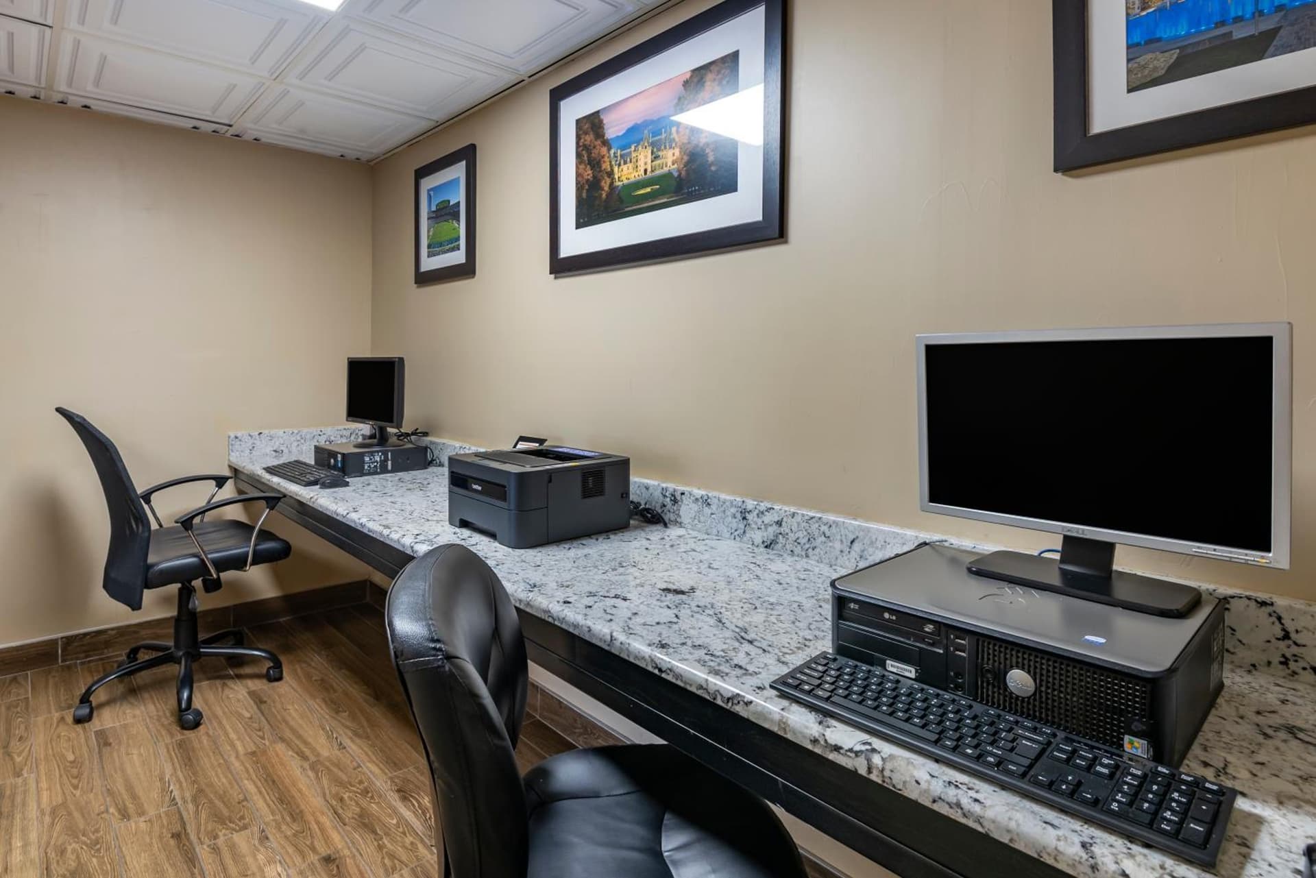 Comfort Inn Matthews / Charlotte gallery photo in Matthews, NC — image 32