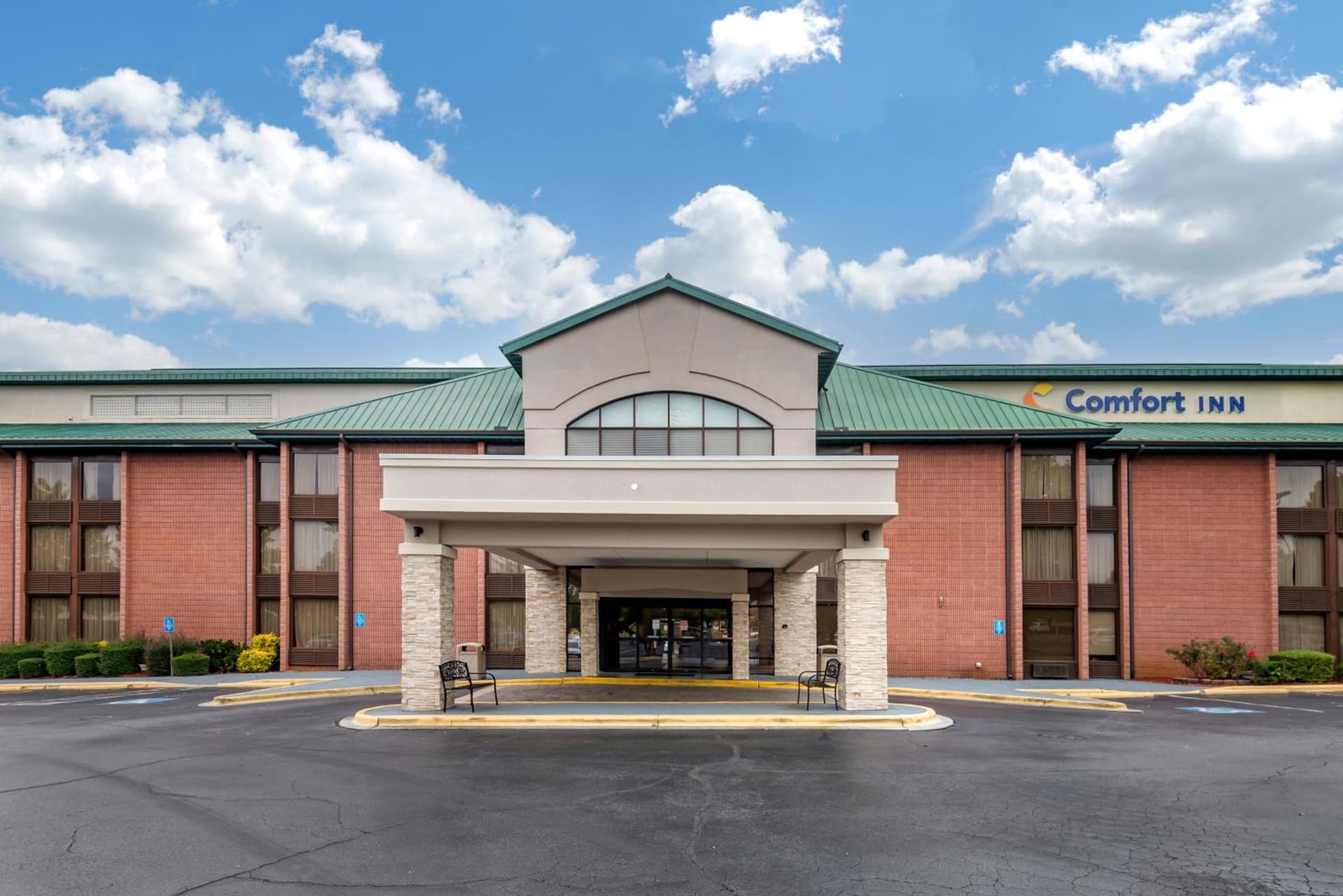 Comfort Inn Matthews / Charlotte gallery photo in Matthews, NC — image 21