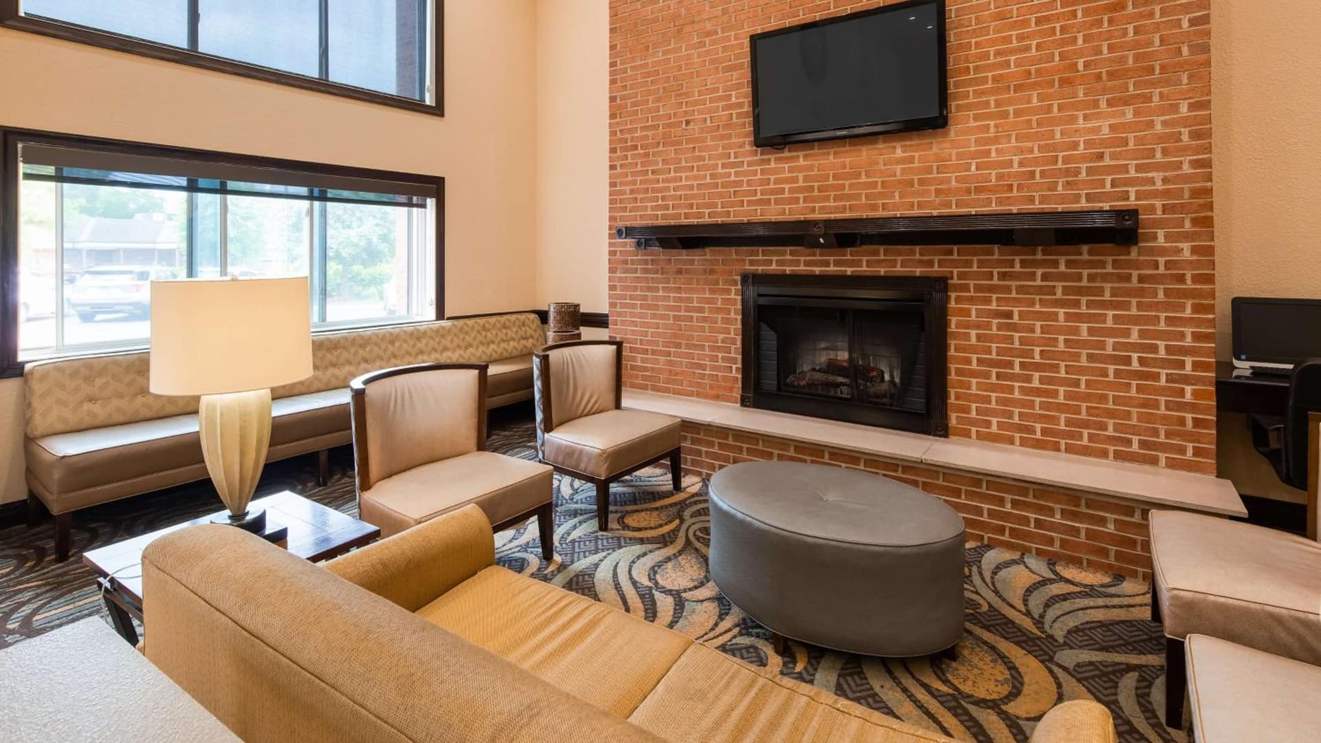 Best Western Plus Newark/Christiana Inn property views in Bear, DE — gallery photo 3