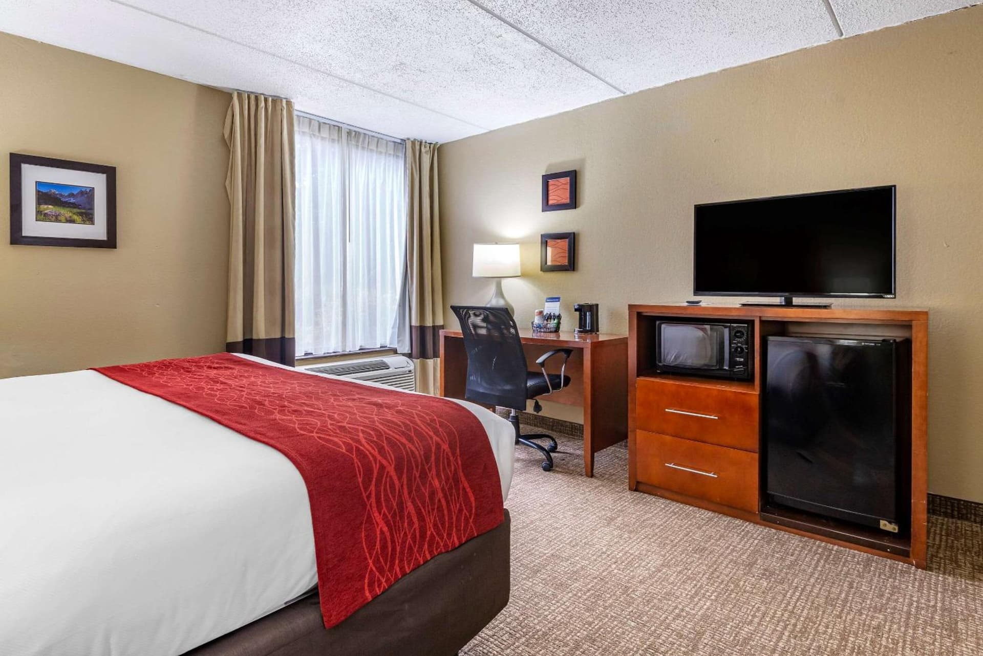 Comfort Inn Matthews / Charlotte gallery photo in Matthews, NC — image 57