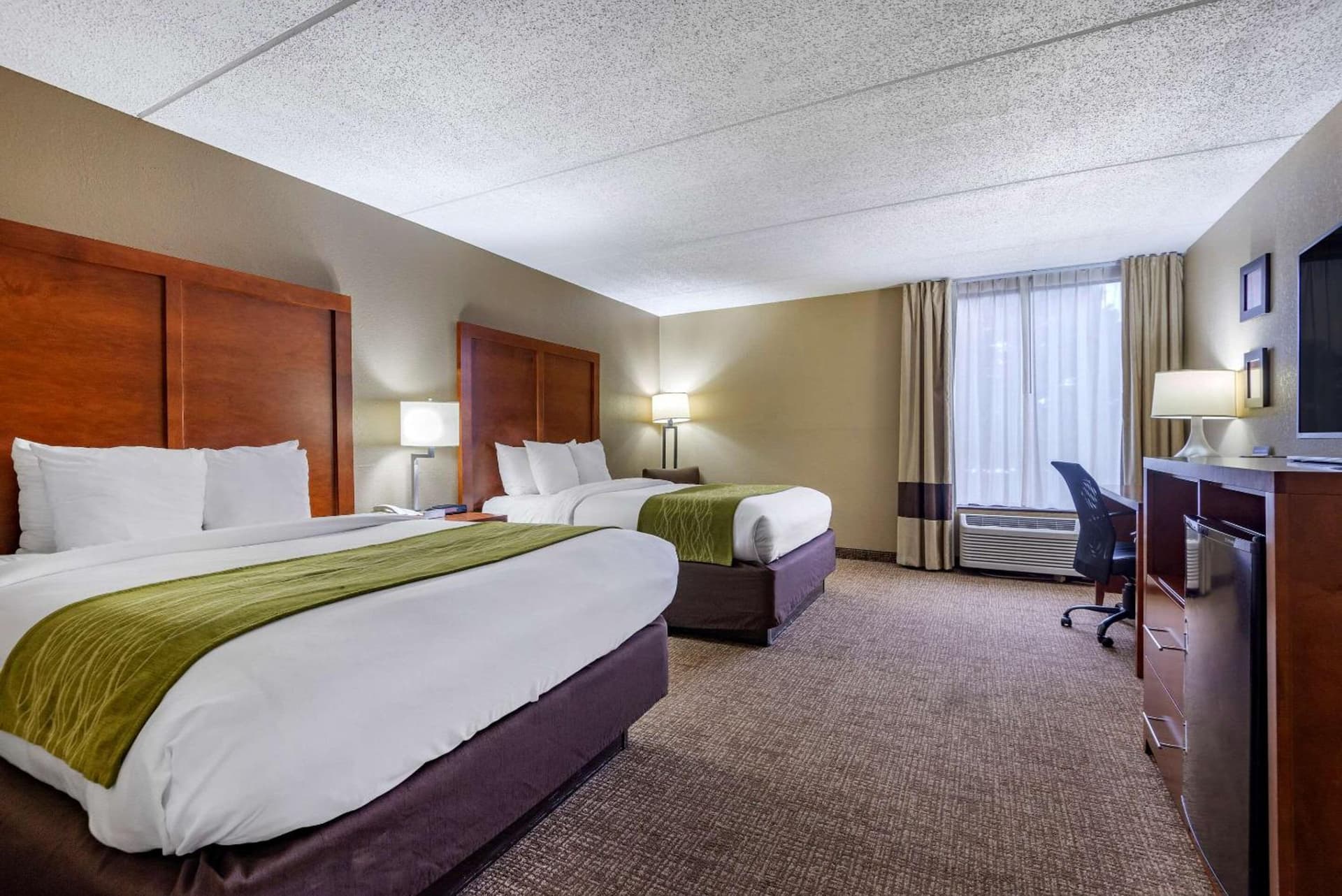 Comfort Inn Matthews / Charlotte gallery photo in Matthews, NC — image 42
