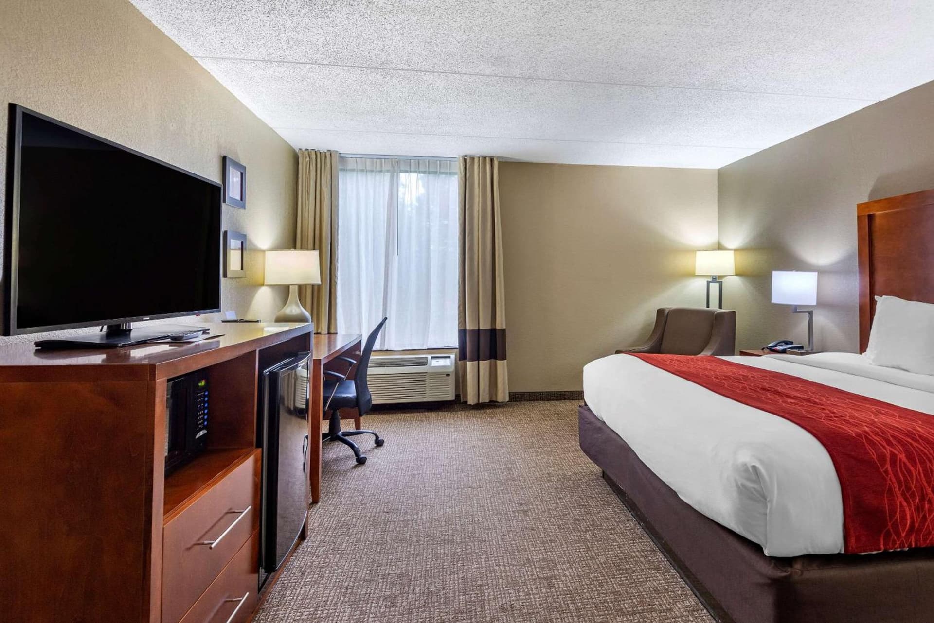 Comfort Inn Matthews / Charlotte gallery photo in Matthews, NC — image 10