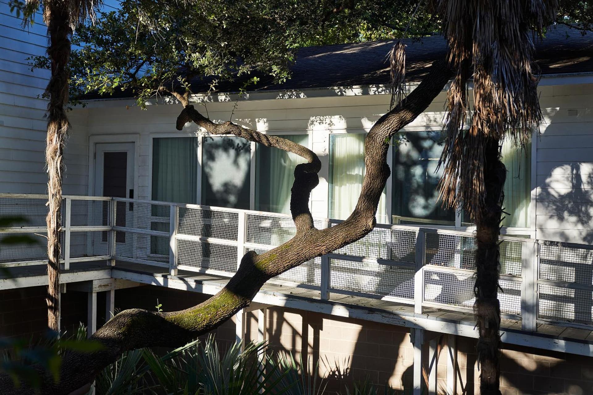 Stagecoach Inn interior in Salado, TX — gallery photo 2