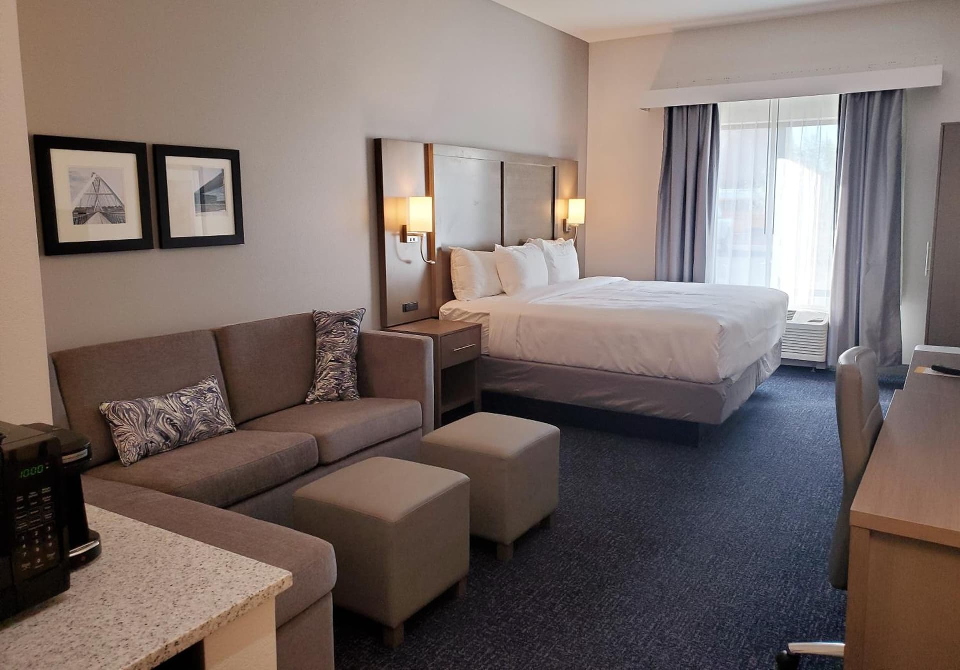 Comfort Suites Scottsdale Talking Stick Entertainment District gallery photo in Scottsdale, AZ — image 38
