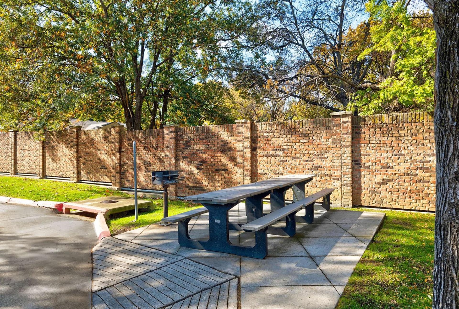 Studio 6-North Richland Hills, TX - Fort Worth interior in North Richland Hills, TX — gallery photo 2